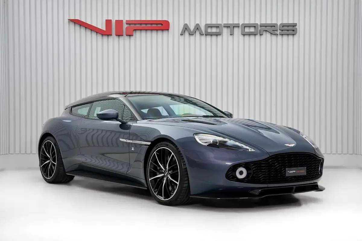 2019 Aston Martin Vanquish Zagato, 3/14