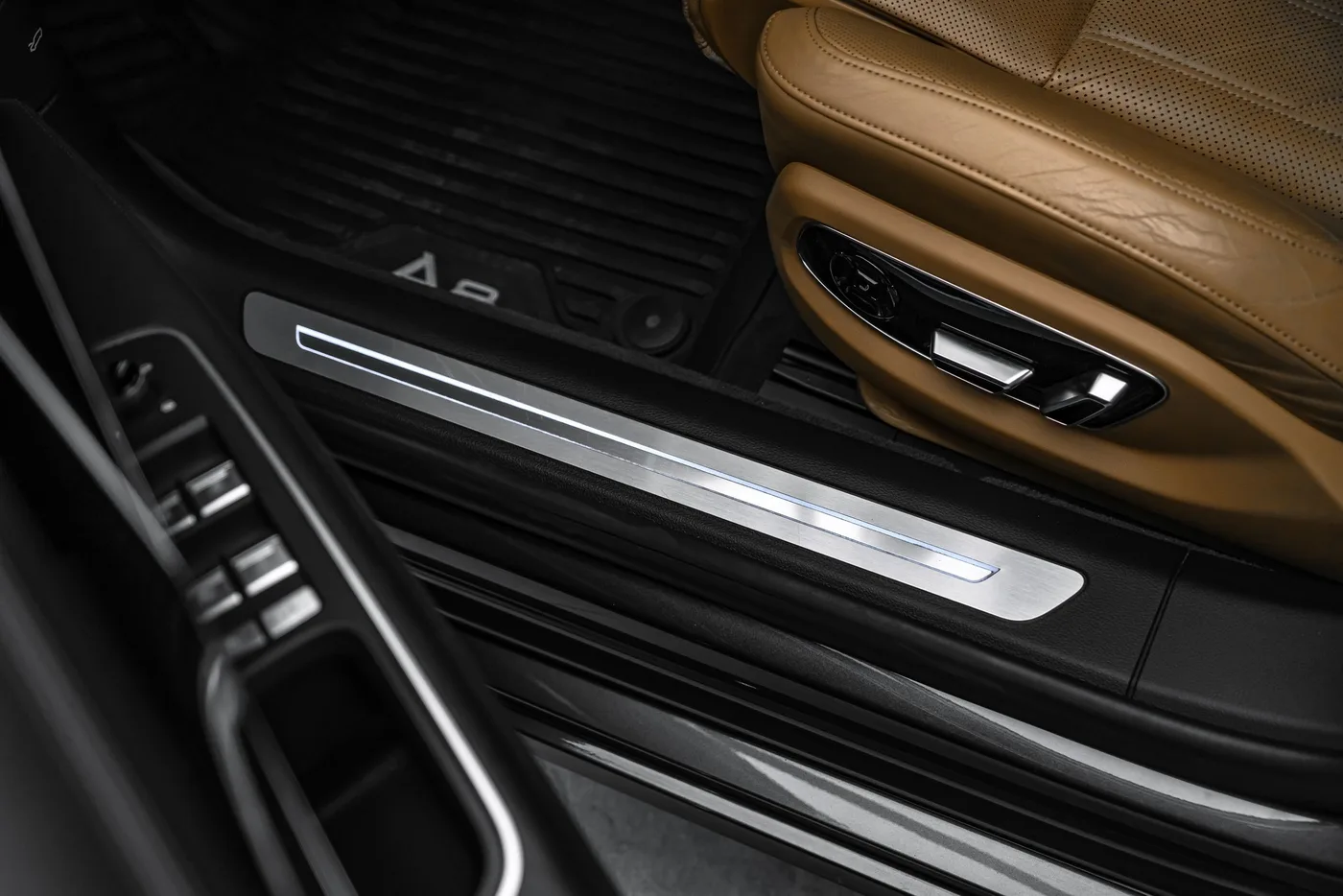 2019 Audi A8 55 TFSI angeboten von einem Fachhändler in Ostrava, Tschechien, Foto 18 von 21