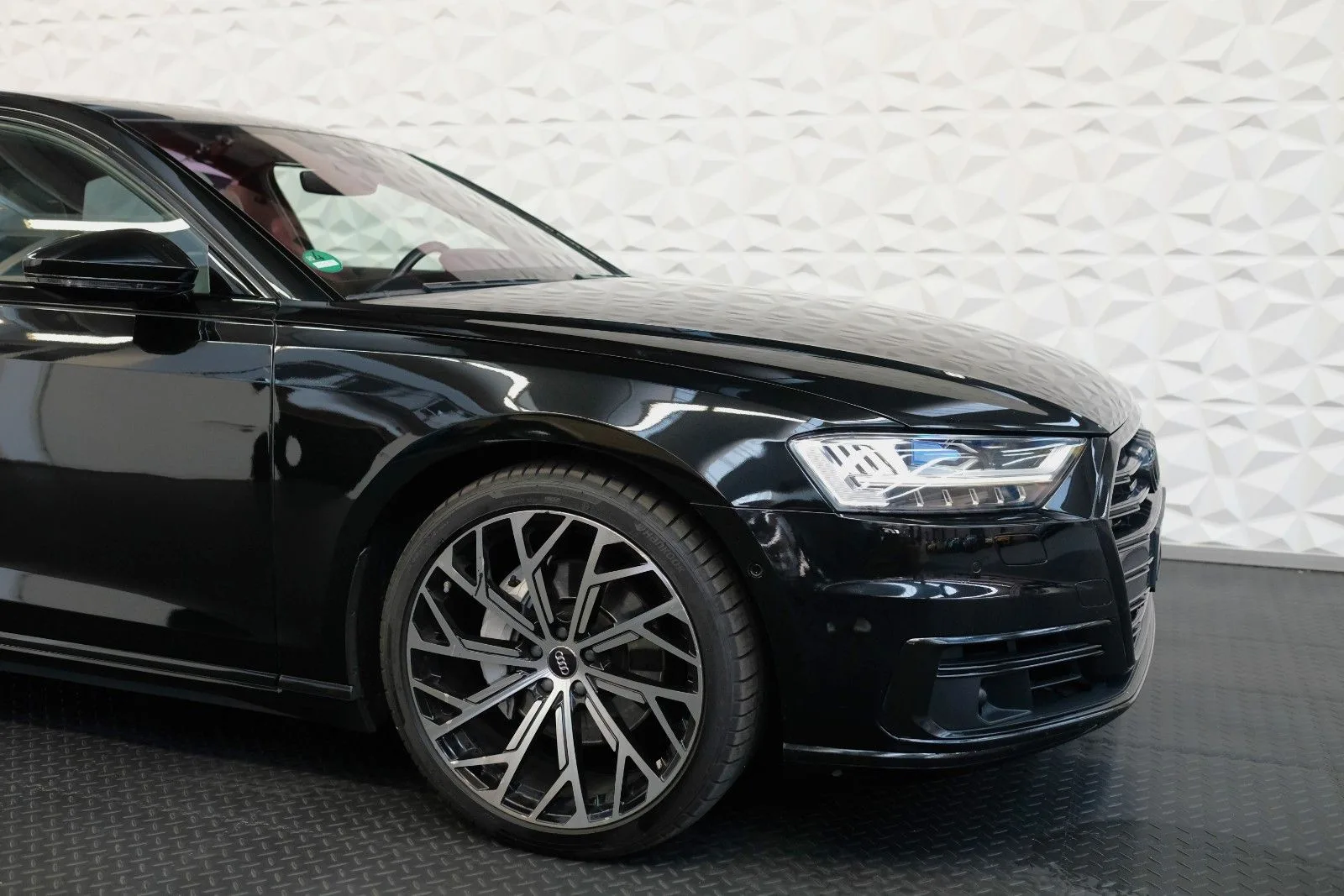 2019 Audi A8, 3/30