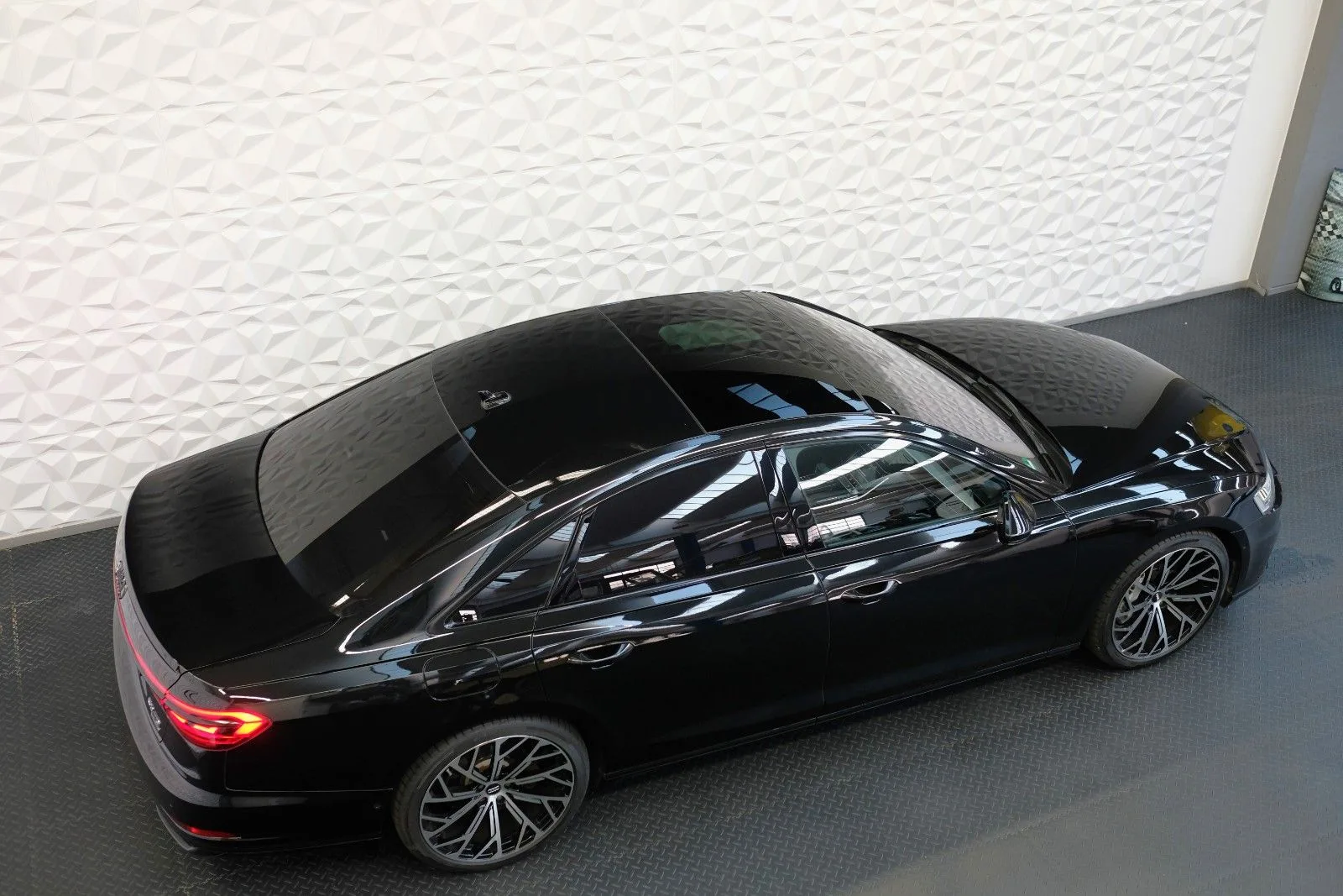 2019 Audi A8, 5/30