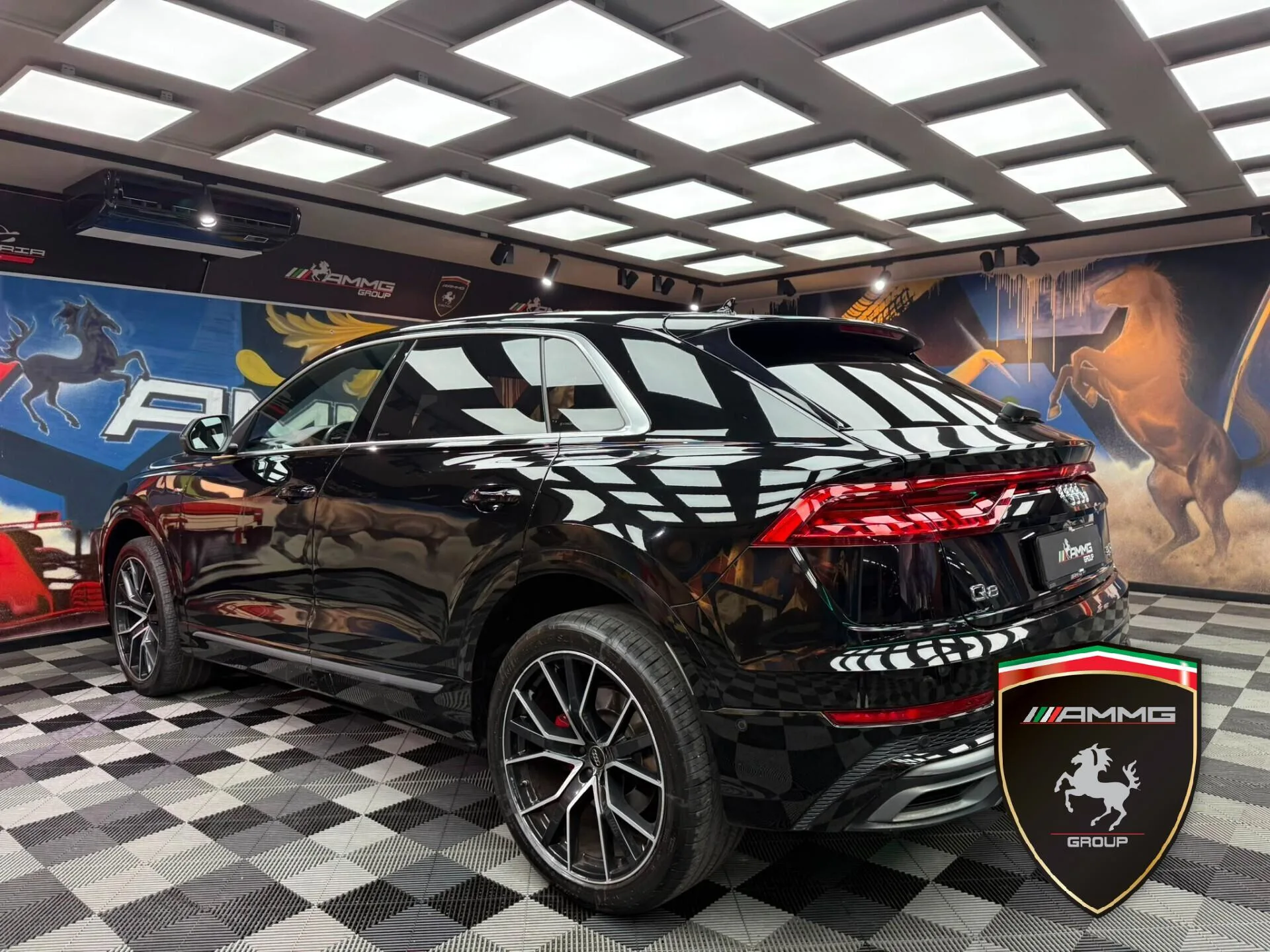 2019 Audi Q8 50 TDI Sport, 6/15