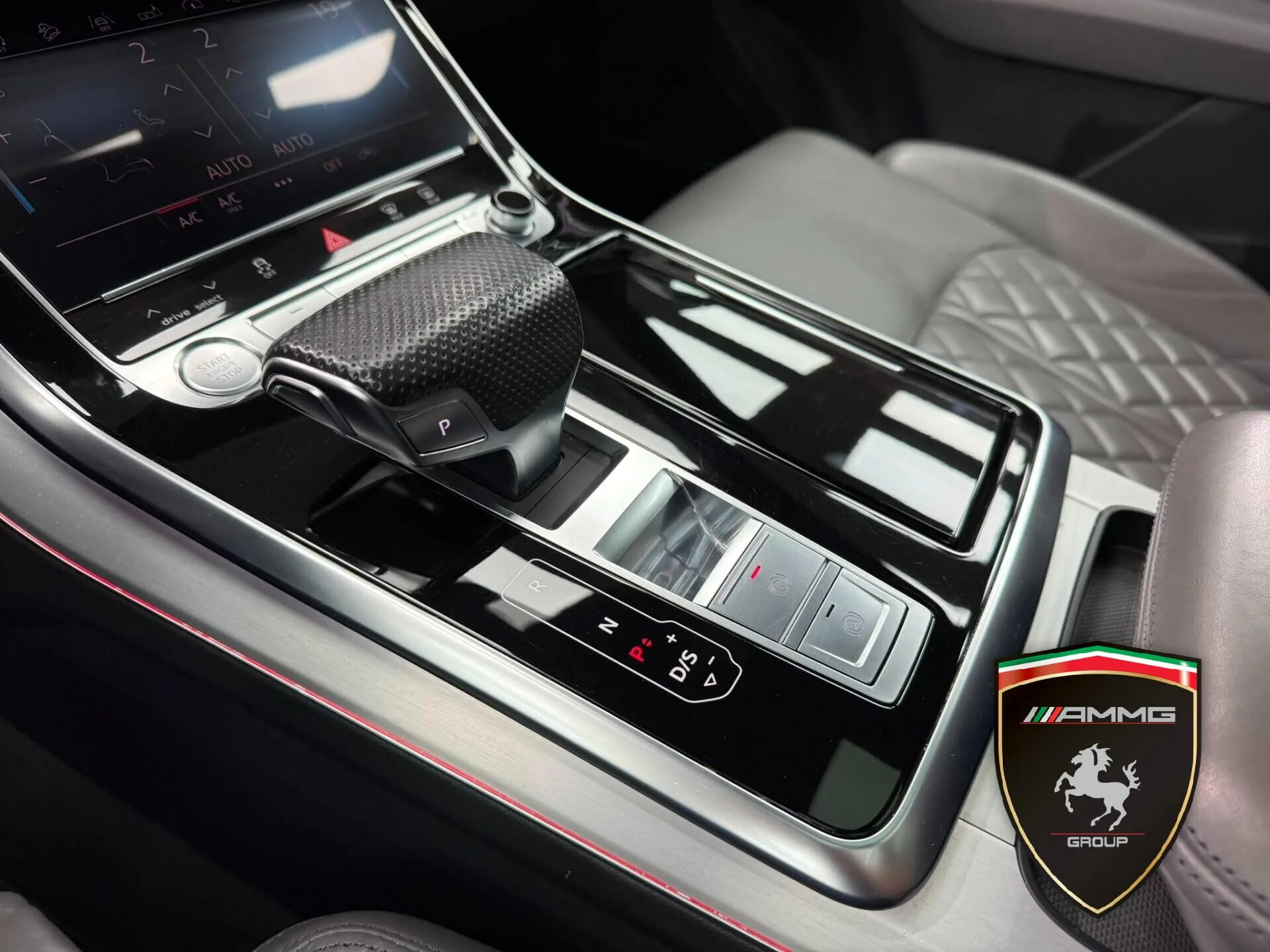 2019 Audi Q8 50 TDI Sport, 14/15