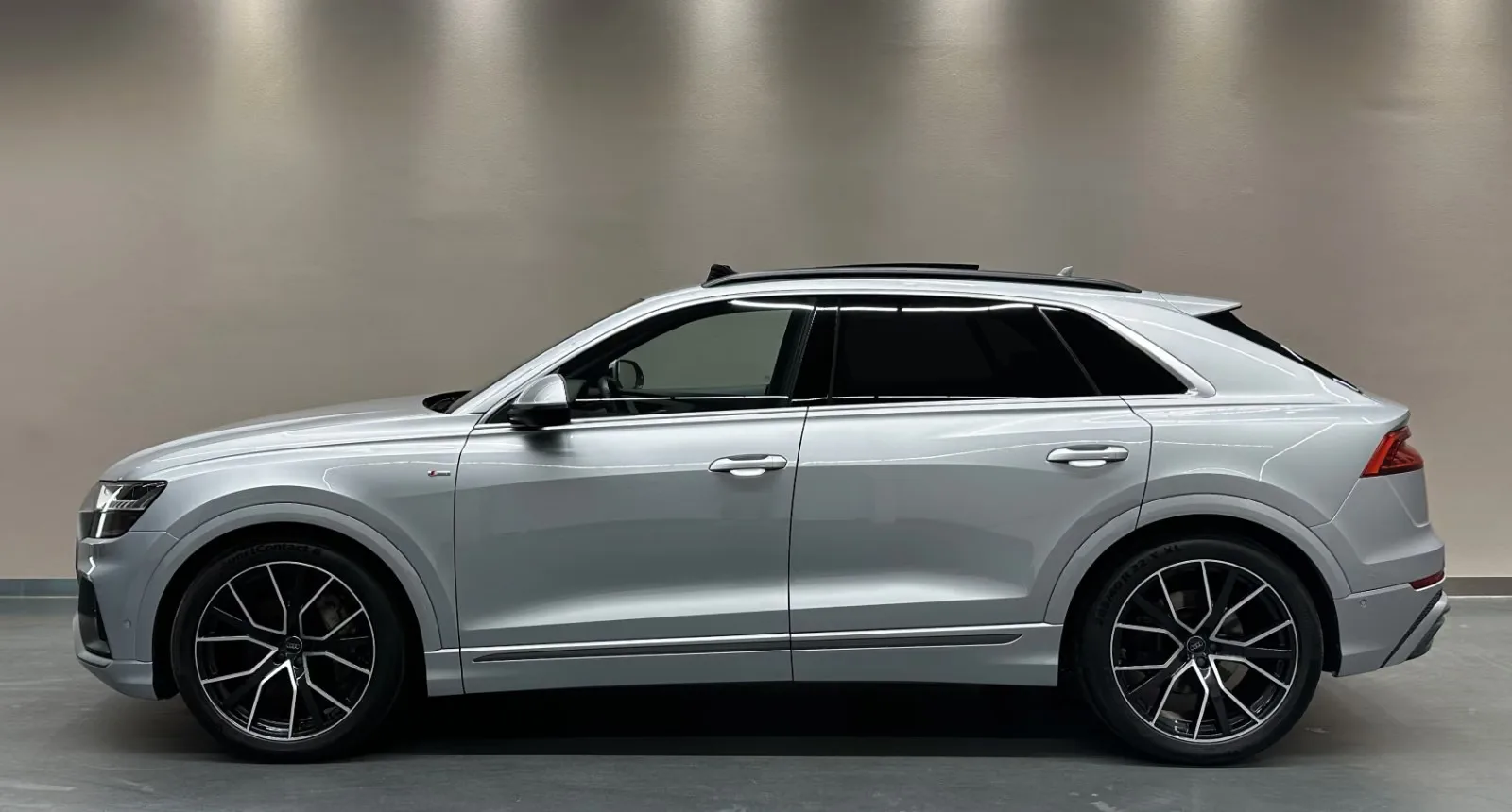 2019 Audi Q8 50 TDI quattro, 4/30