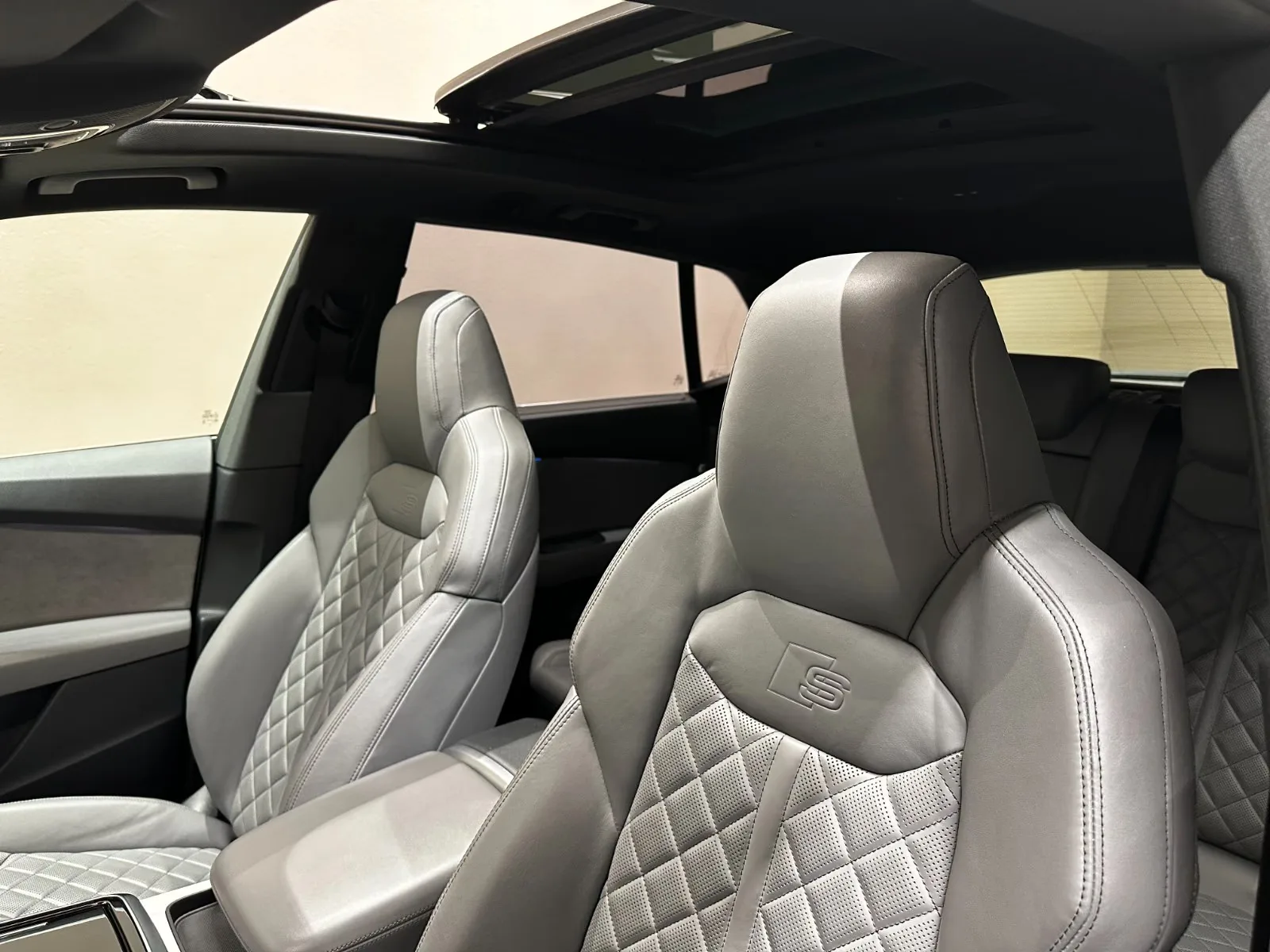 2019 Audi Q8 50 TDI quattro, 10/30
