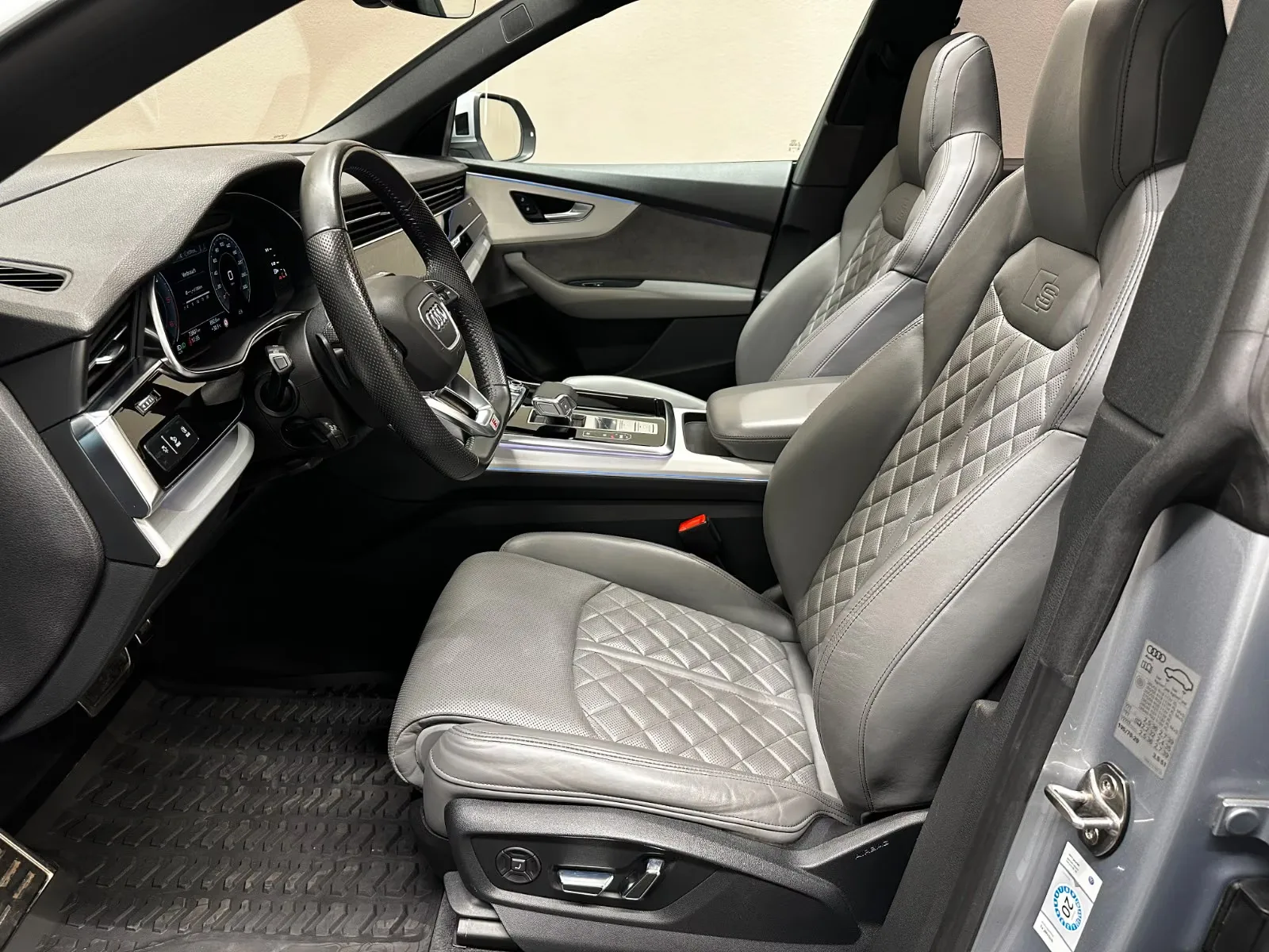 2019 Audi Q8 50 TDI quattro, 11/30