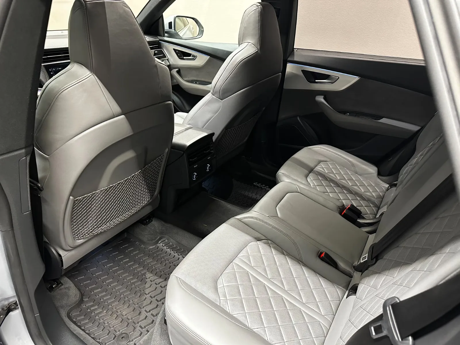 2019 Audi Q8 50 TDI quattro, 14/30