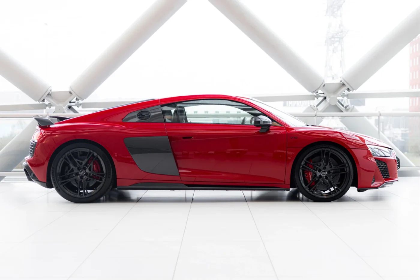 2019 Audi R8 V10 performance quattro offered by an official McLaren and Morgan dealer in Utrecht, Netherlands, photo 6 of 25