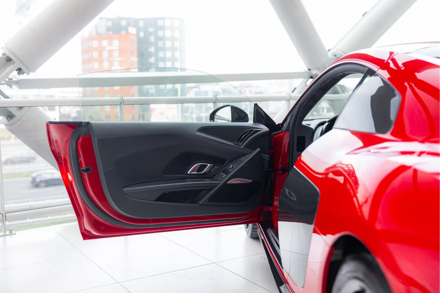 2019 Audi R8 V10 performance quattro offered by an official McLaren and Morgan dealer in Utrecht, Netherlands, photo 8 of 25