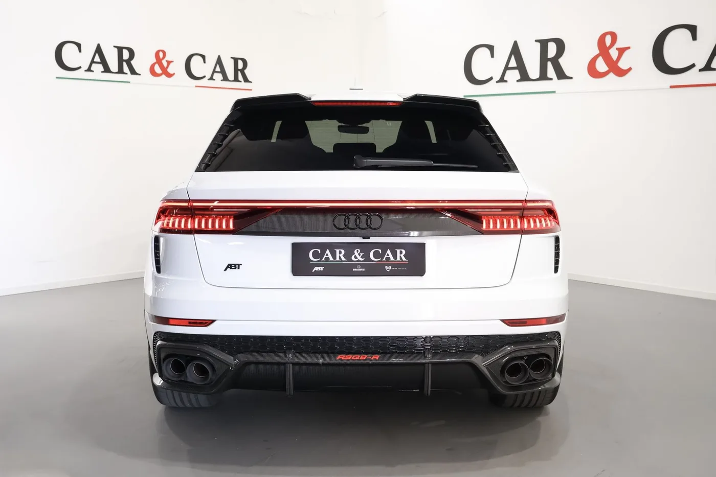 2019 Audi RS Q8 angeboten von einem Supersportwagenhändler in Zibido San Giacomo, Italien, Foto 4 von 25