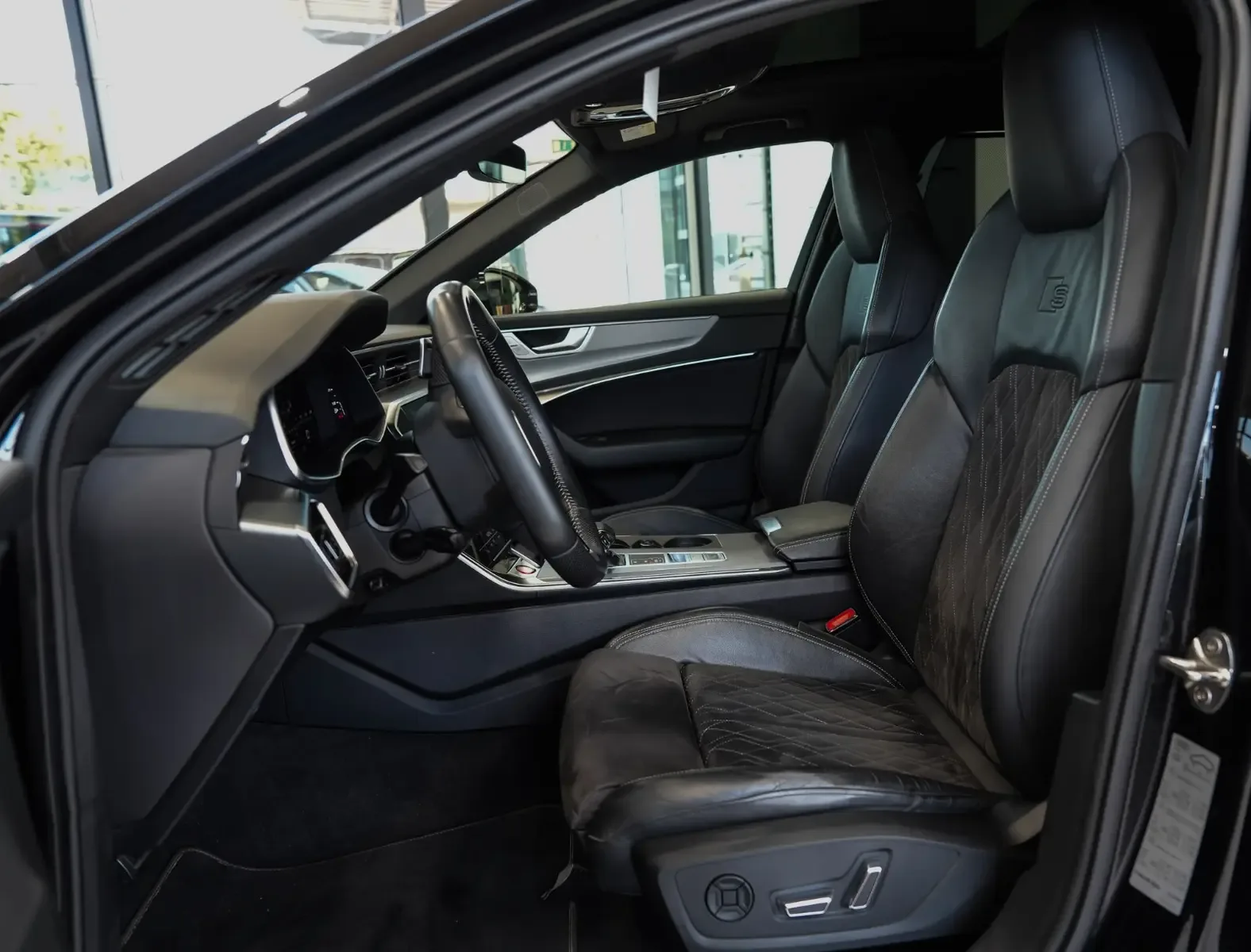 2019 Audi S6 Avant, 11/29