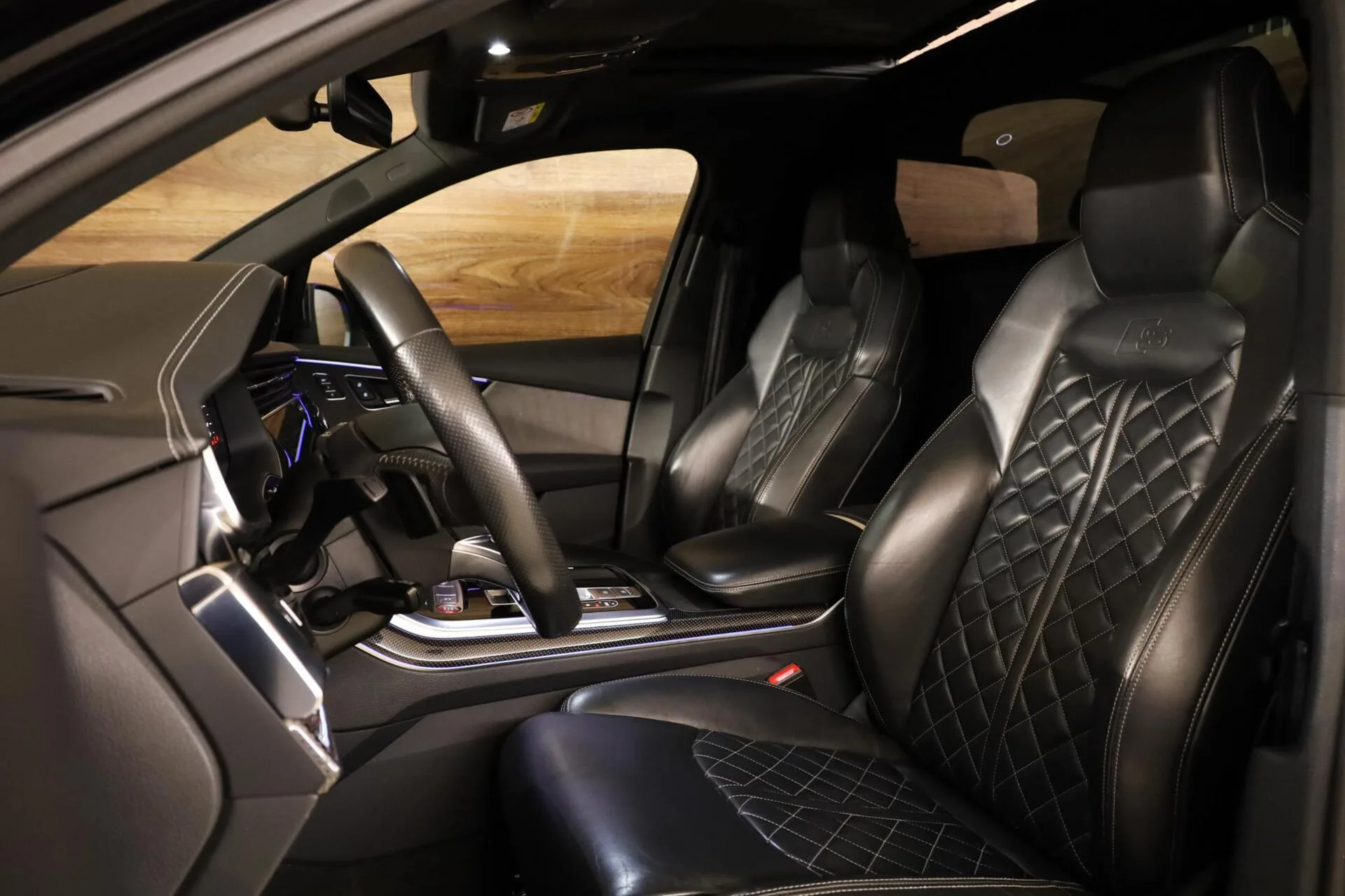 2019 Audi SQ7, 6/30