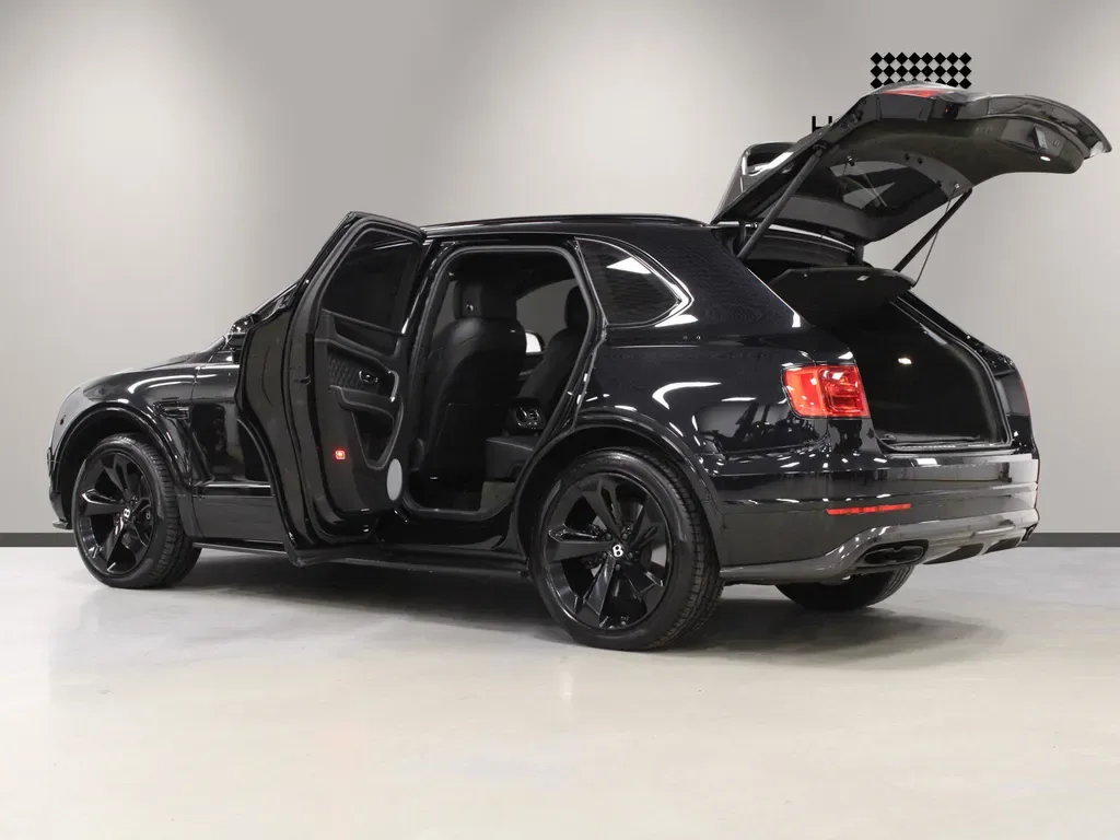 2019 Bentley Bentayga, 15/30