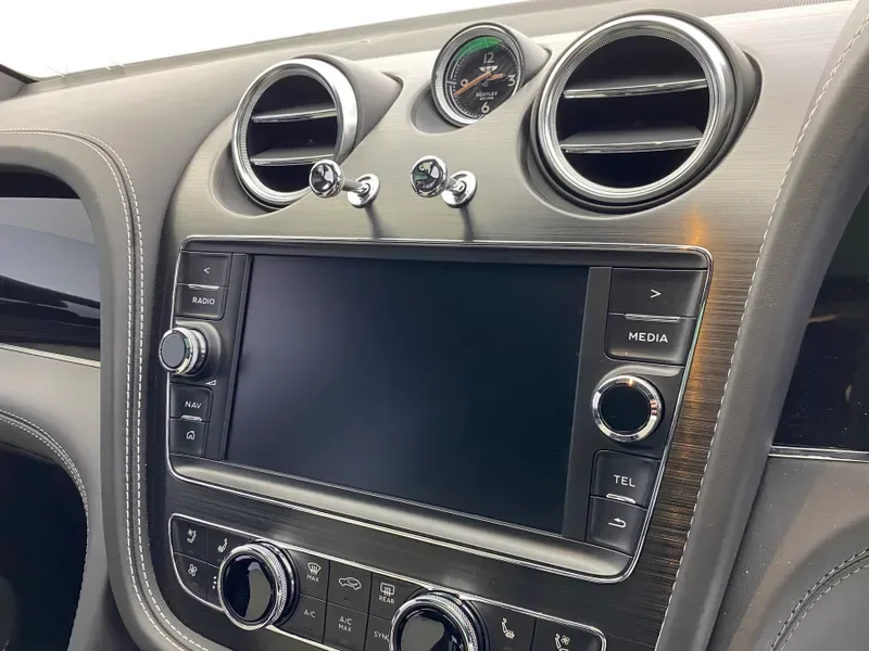 2019 Bentley Bentayga, 17/26