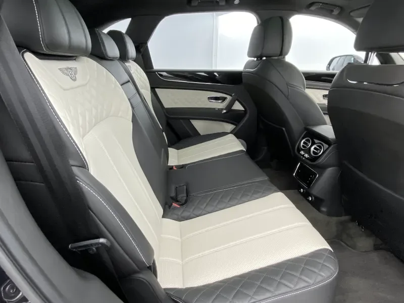 2019 Bentley Bentayga, 20/26