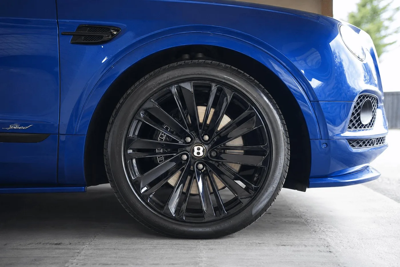 2019 Bentley Bentayga Speed W12 proposée par un groupe de concessions agréées à Ripley, Royaume-Uni, photo 6 sur 25