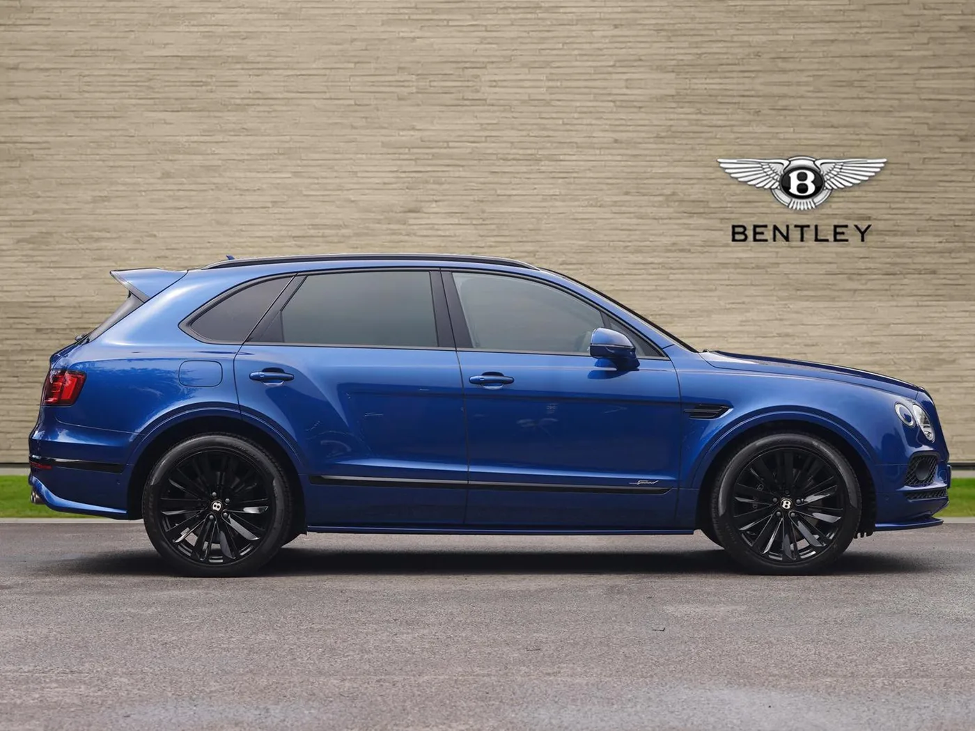 2019 Bentley Bentayga Speed W12 proposée par un groupe de concessions agréées à Ripley, Royaume-Uni, photo 7 sur 25