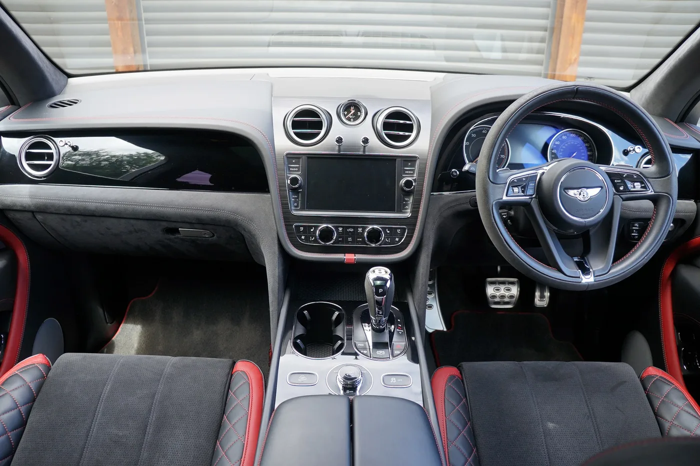 2019 Bentley Bentayga Speed W12 proposée par un groupe de concessions agréées à Ripley, Royaume-Uni, photo 4 sur 25