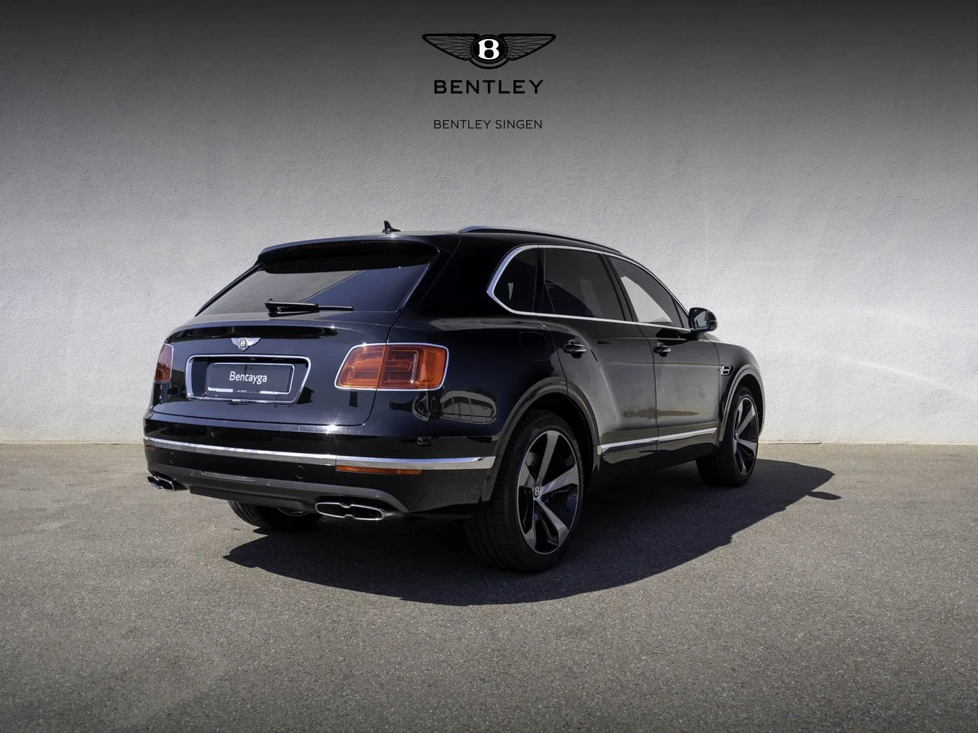 2019 Bentley Bentayga V8 offered by a specialist dealer in Singen, Germany, photo 9 of 25