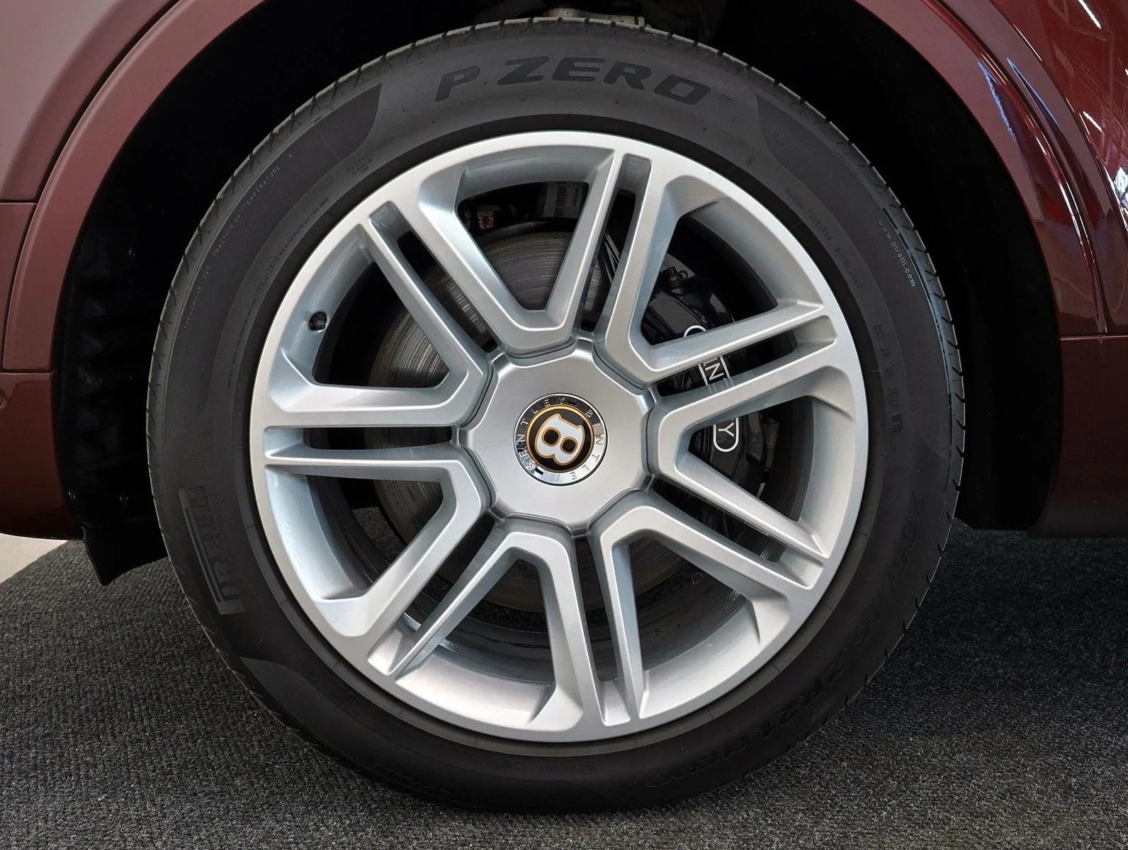 2019 Bentley Bentayga V8, 16/20