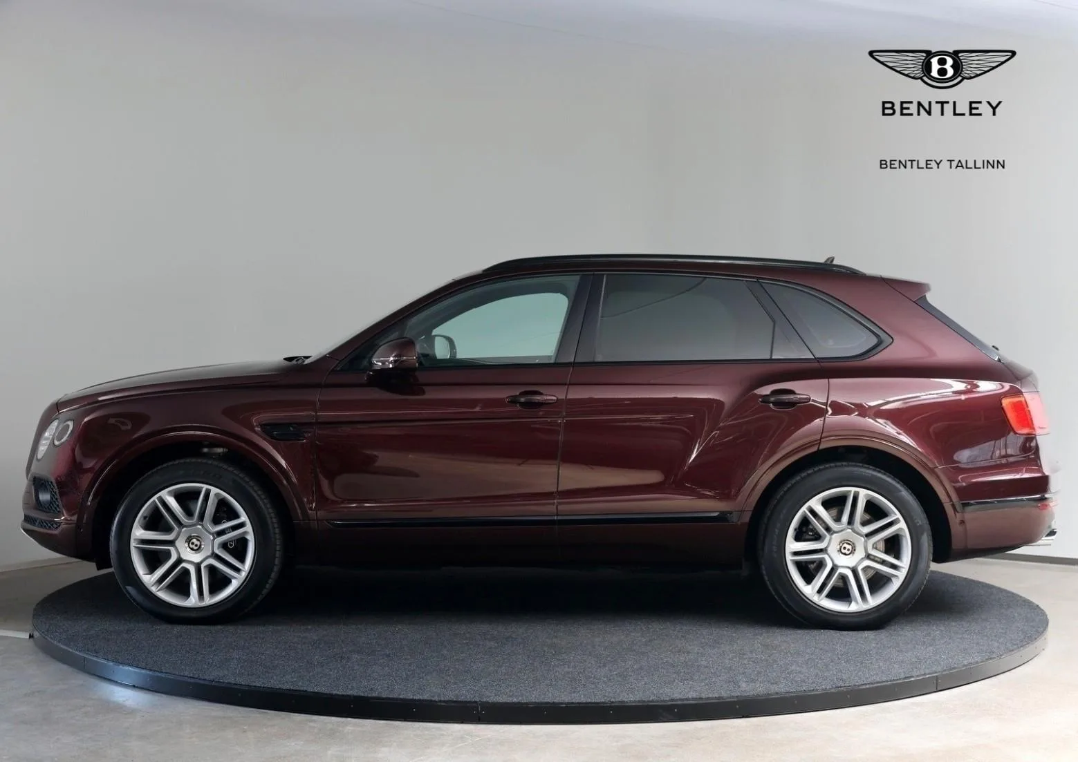 2019 Bentley Bentayga V8, 17/20