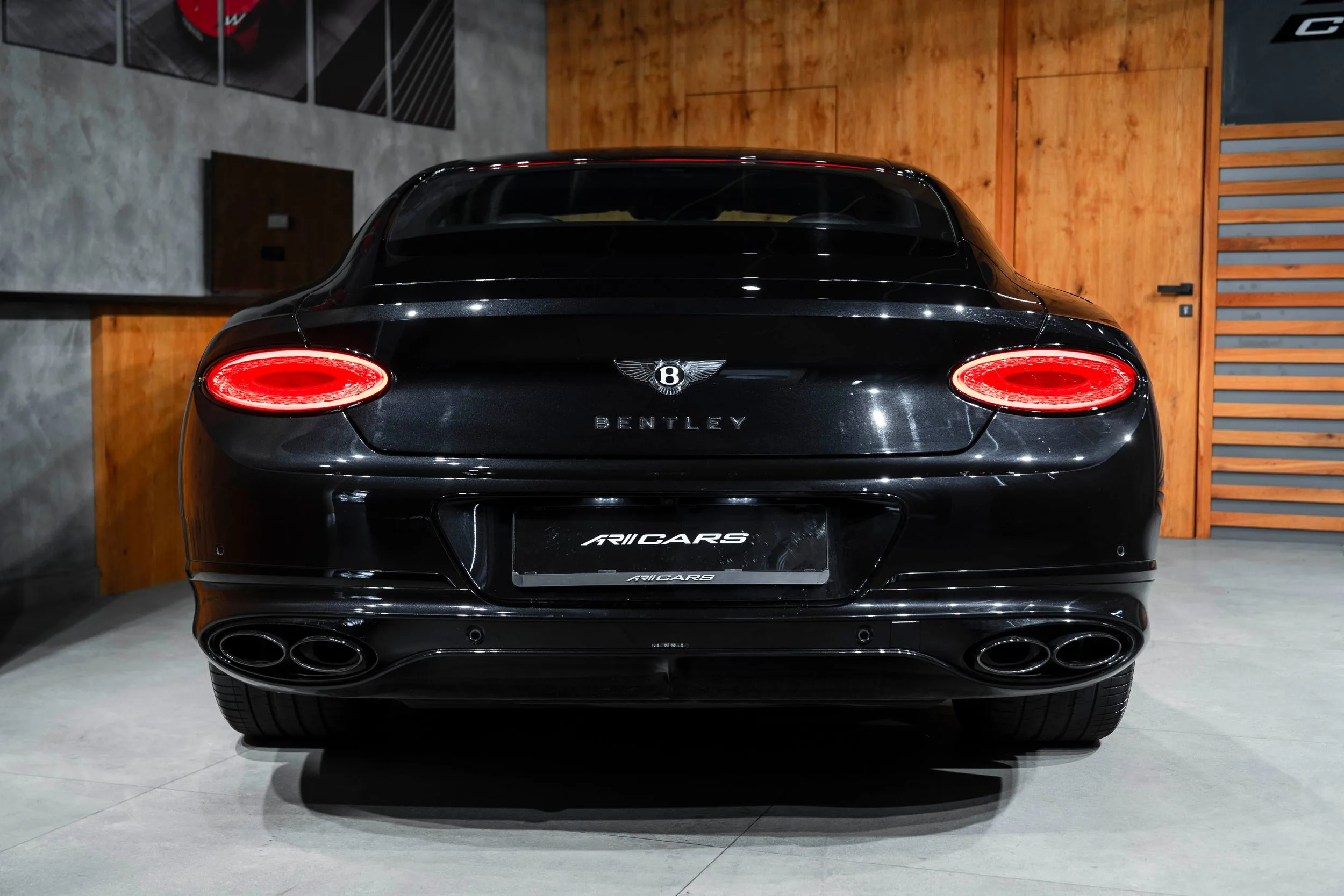 2019 Bentley Continental GT V8, 19/20