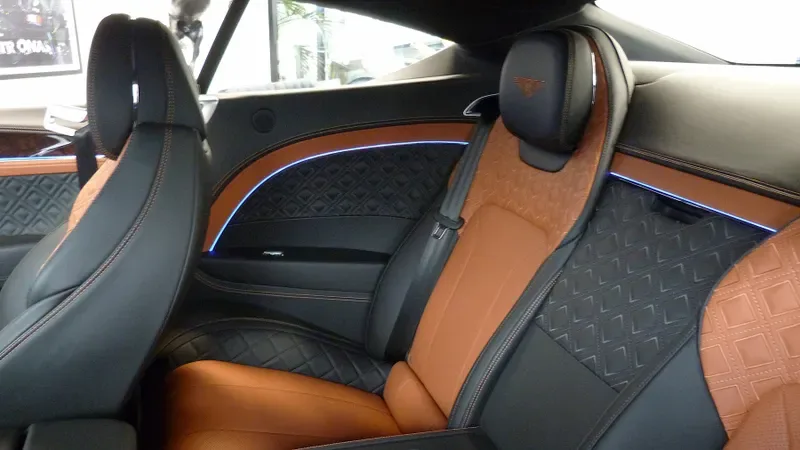 2019 Bentley Continental GT V8, 20/30