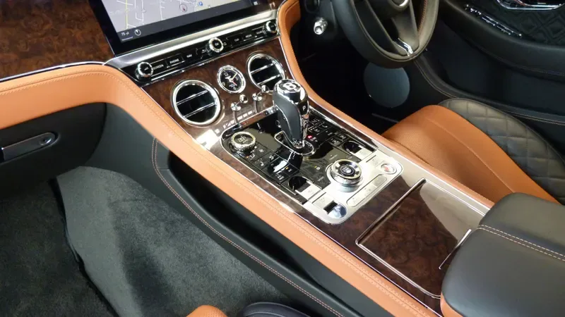 2019 Bentley Continental GT V8, 29/30