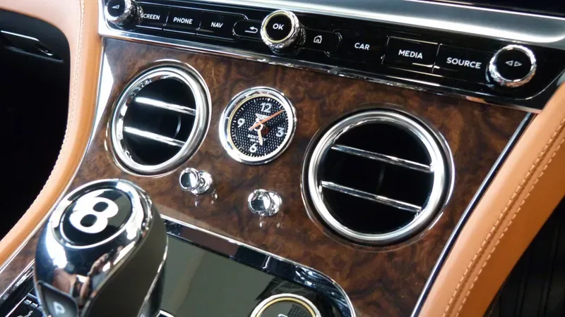 2019 Bentley Continental GT V8, 30/30