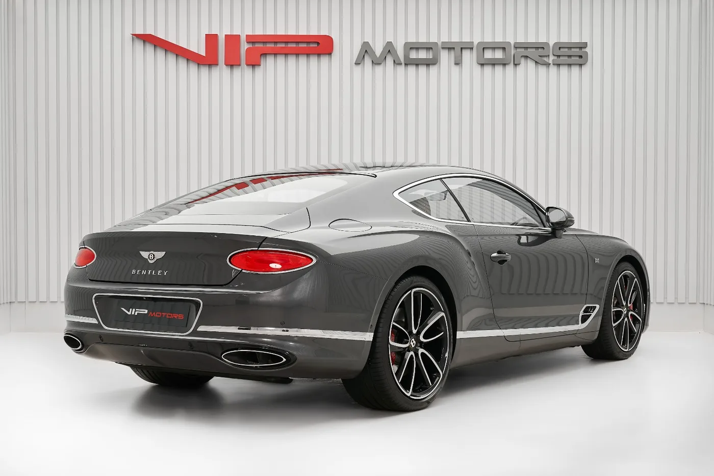 2019 Bentley Continental GT W12 angeboten von einem Fachhändler in Dubai, Vereinigte Arabische Emirate, Foto 4 von 10