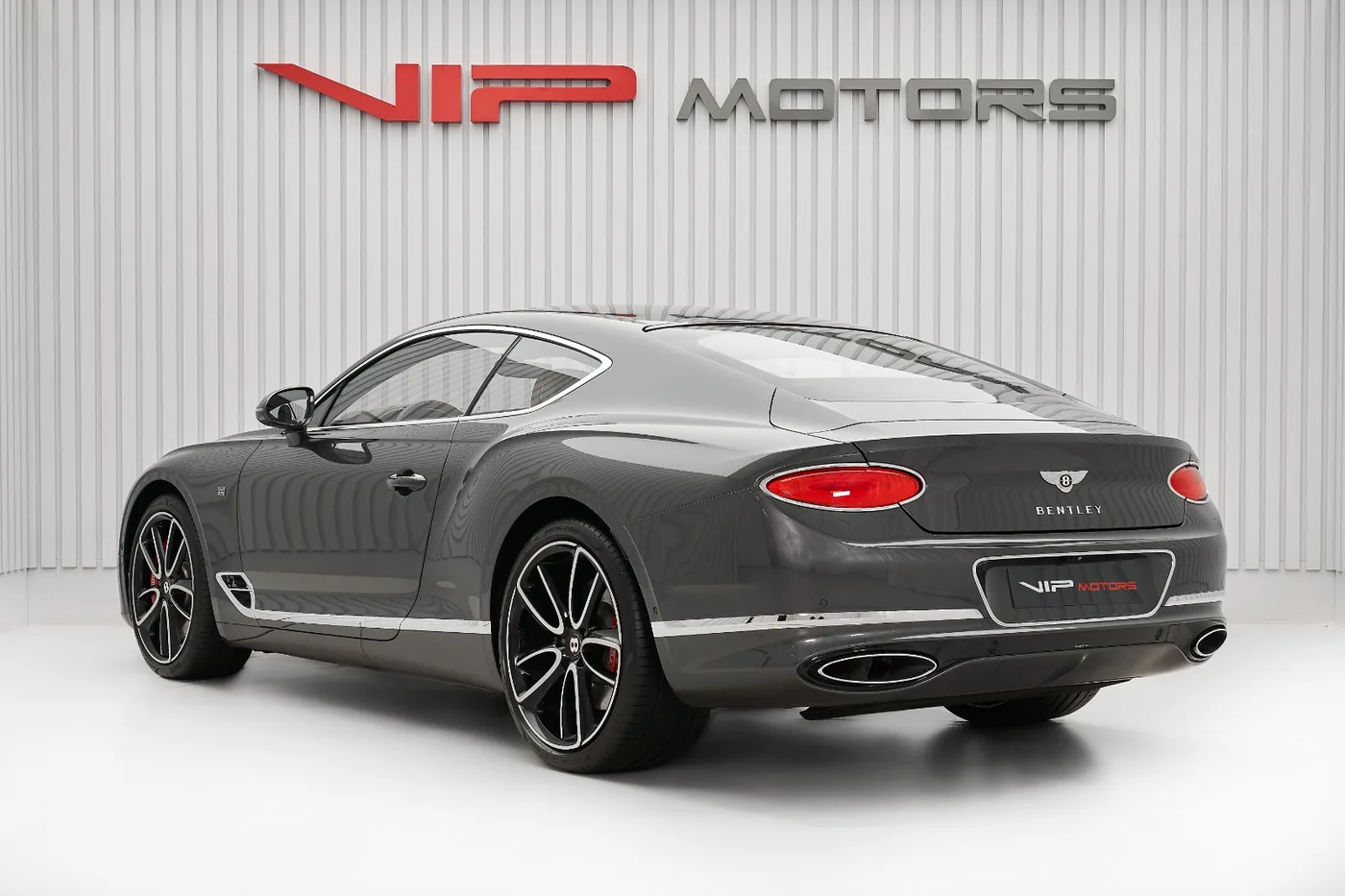 2019 Bentley Continental GT W12 angeboten von einem Fachhändler in Dubai, Vereinigte Arabische Emirate, Foto 6 von 10