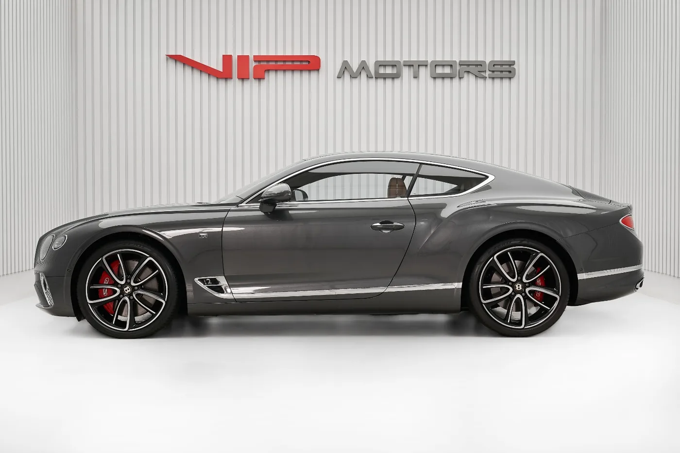 2019 Bentley Continental GT W12 angeboten von einem Fachhändler in Dubai, Vereinigte Arabische Emirate, Foto 7 von 10