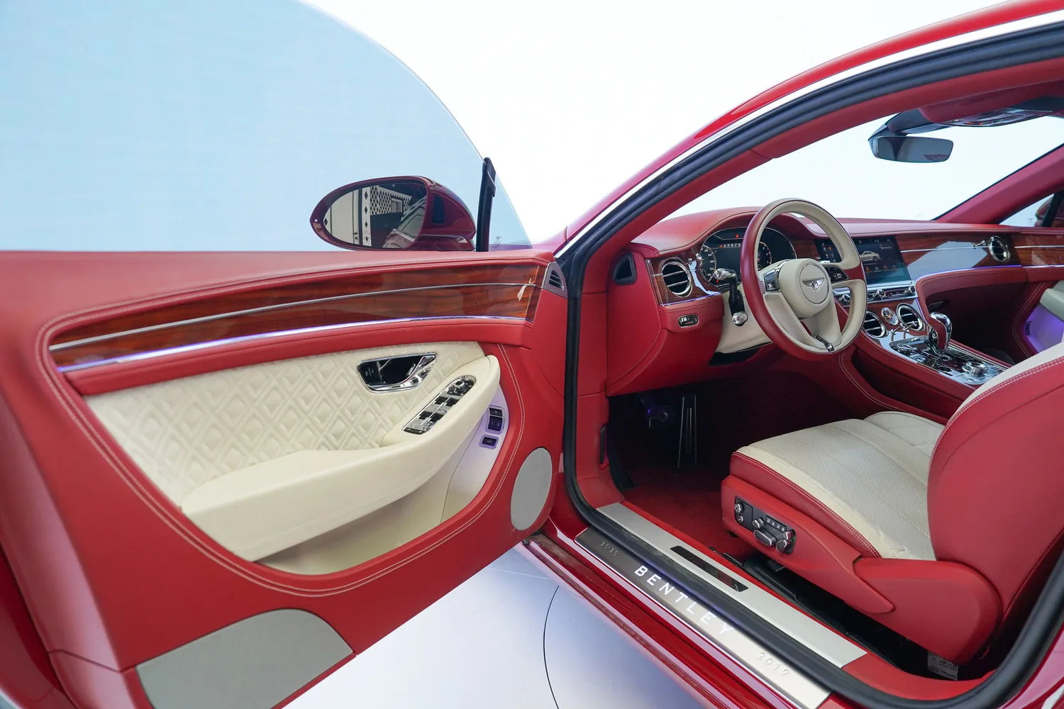 2019 Bentley Continental GT W12, 3/16