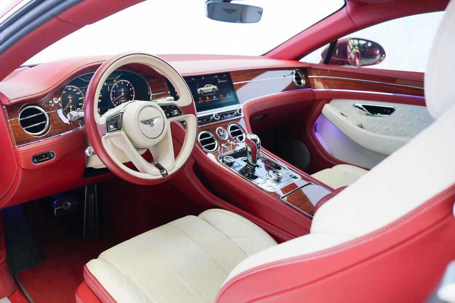 2019 Bentley Continental GT W12, 7/16