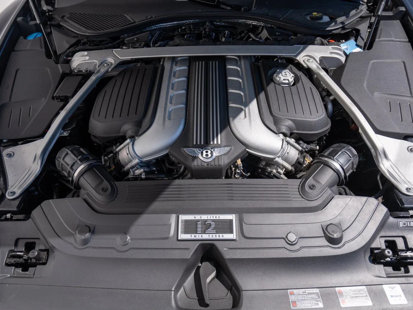 2019 Bentley Continental GT W12 angeboten von einem Fachhändler in Singen, Deutschland, Foto 13 von 15