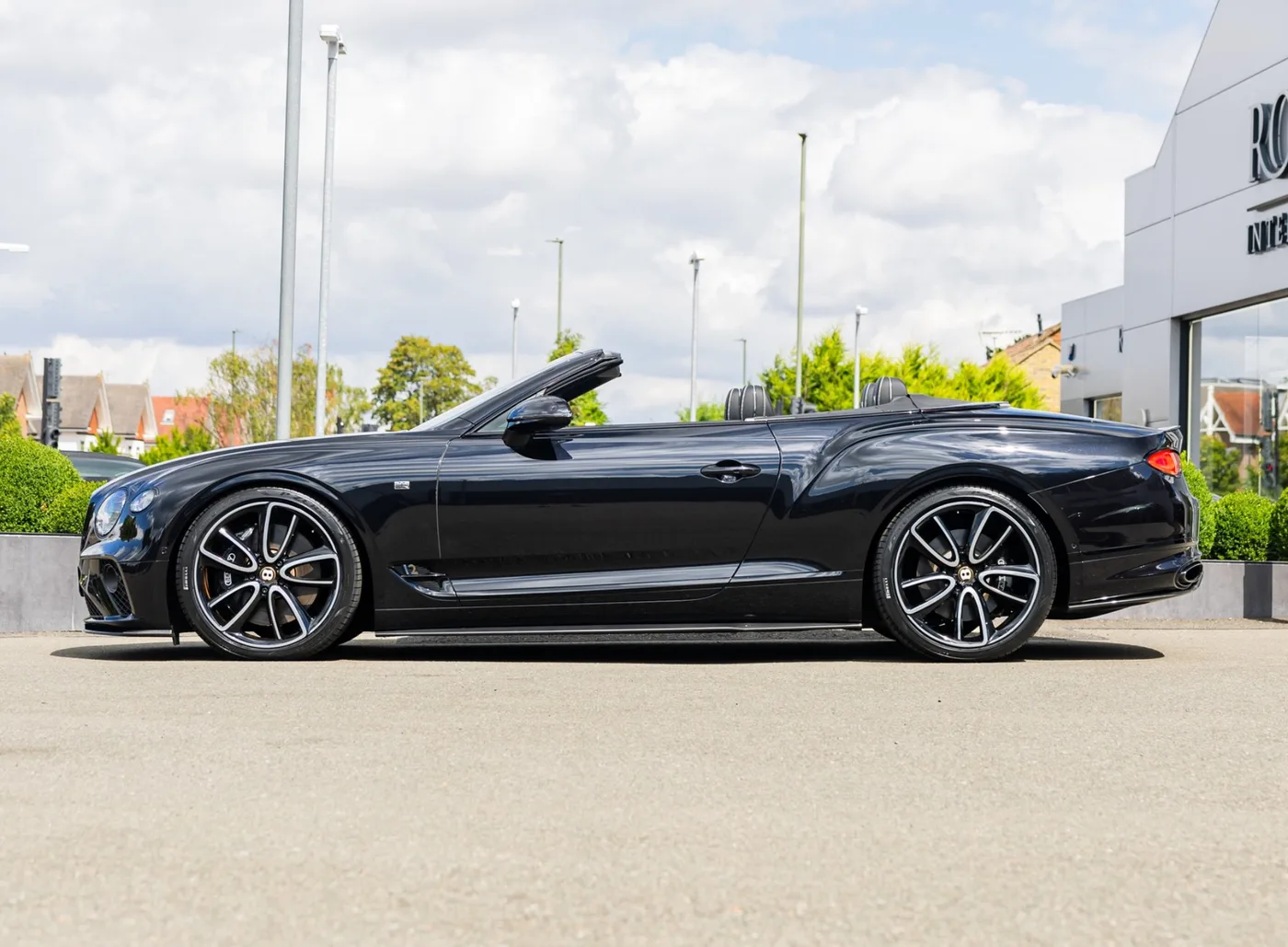 2019 Bentley Continental GTC W12 First Edition angeboten von einem Fachhändler in Banstead, Vereinigtes Königreich, Foto 2 von 25