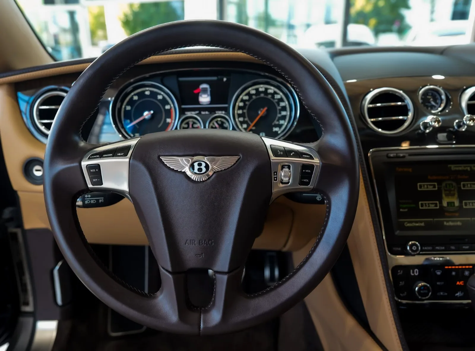 2019 Bentley Continental GTC V8, 15/30