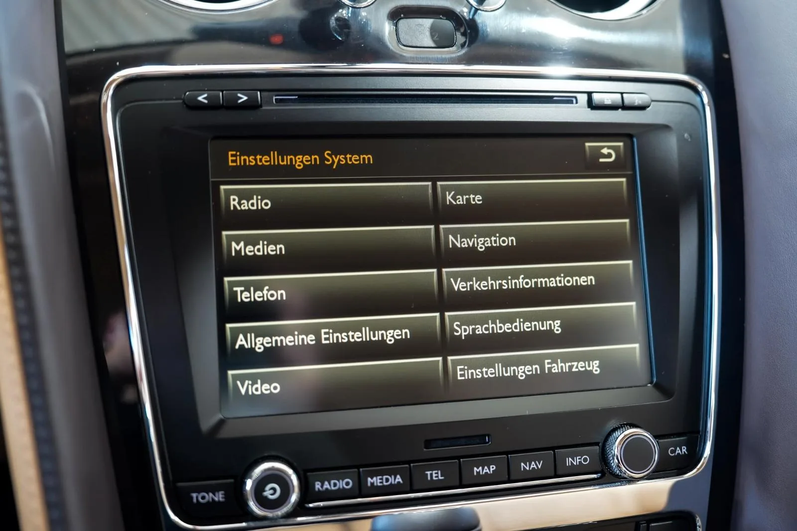 2019 Bentley Continental GTC V8, 28/30