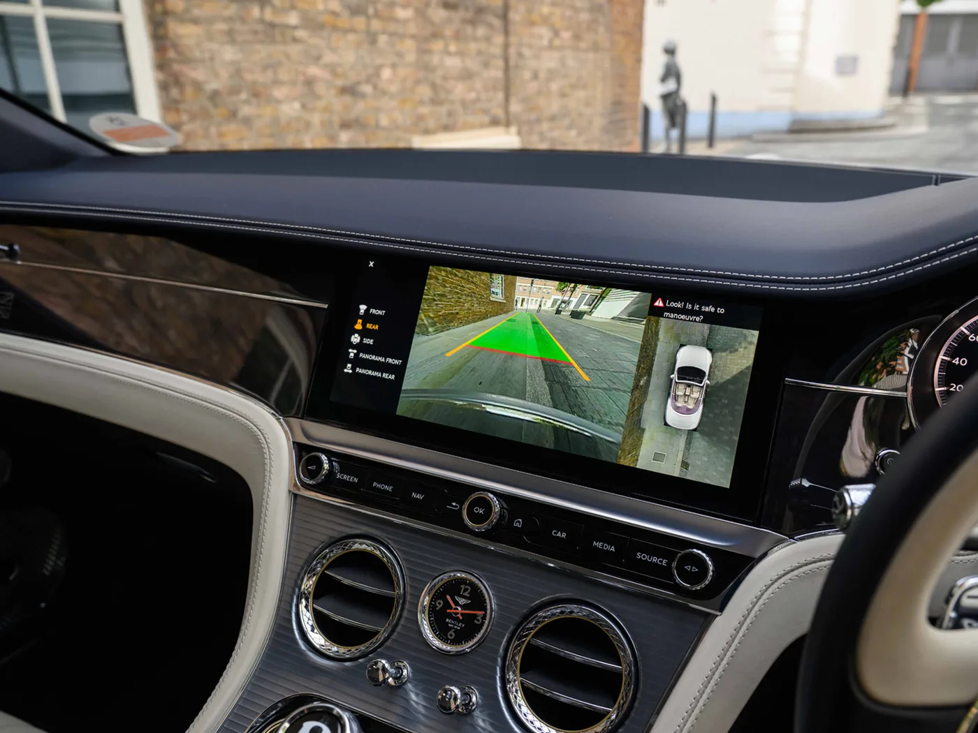 2019 Bentley Continental GTC W12 offered by a franchised dealer group in London, United Kingdom, photo 16 of 25