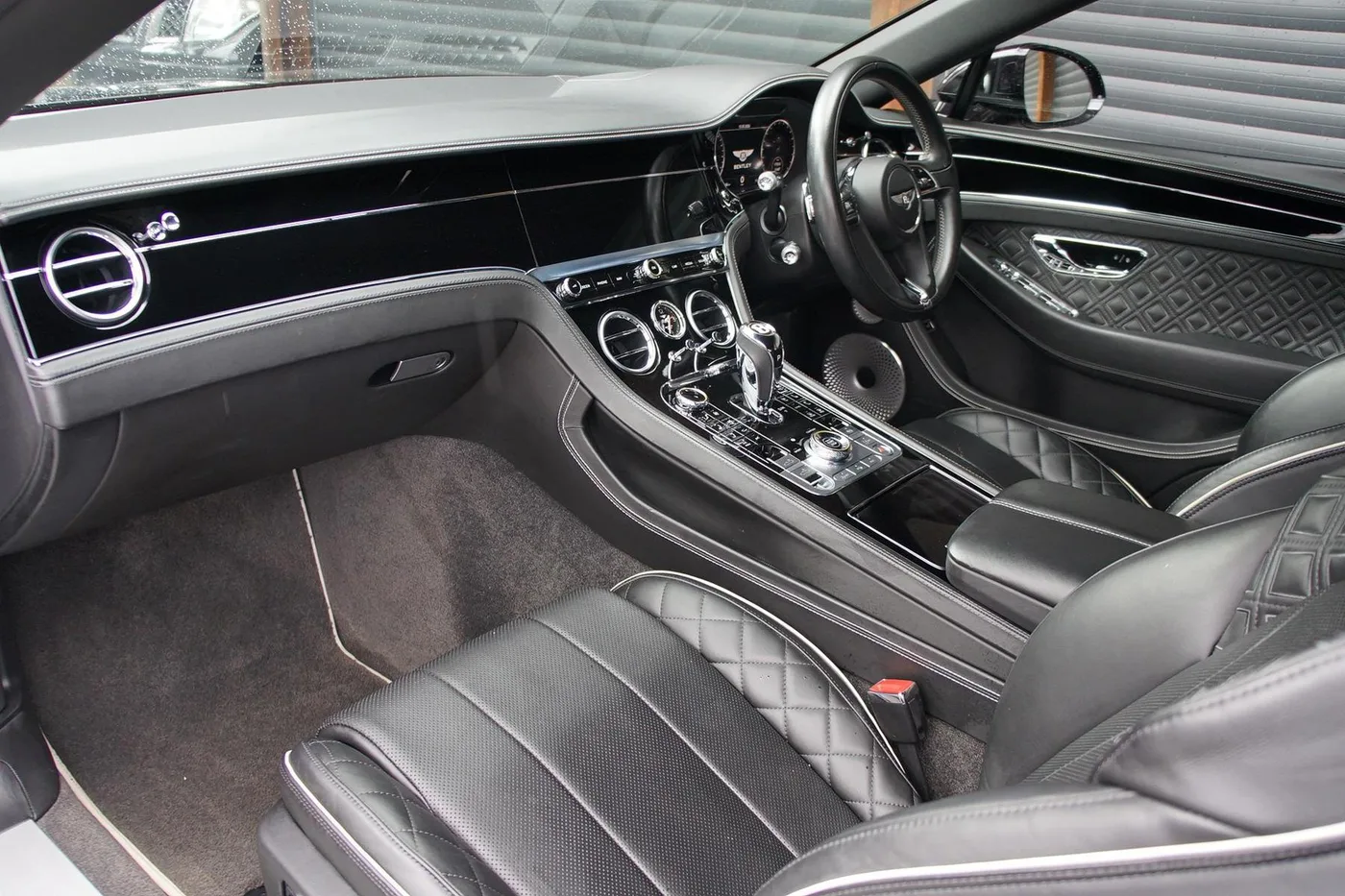 2019 Bentley Continental GTC W12 offered by a franchised dealer group in Ripley, United Kingdom, photo 2 of 25