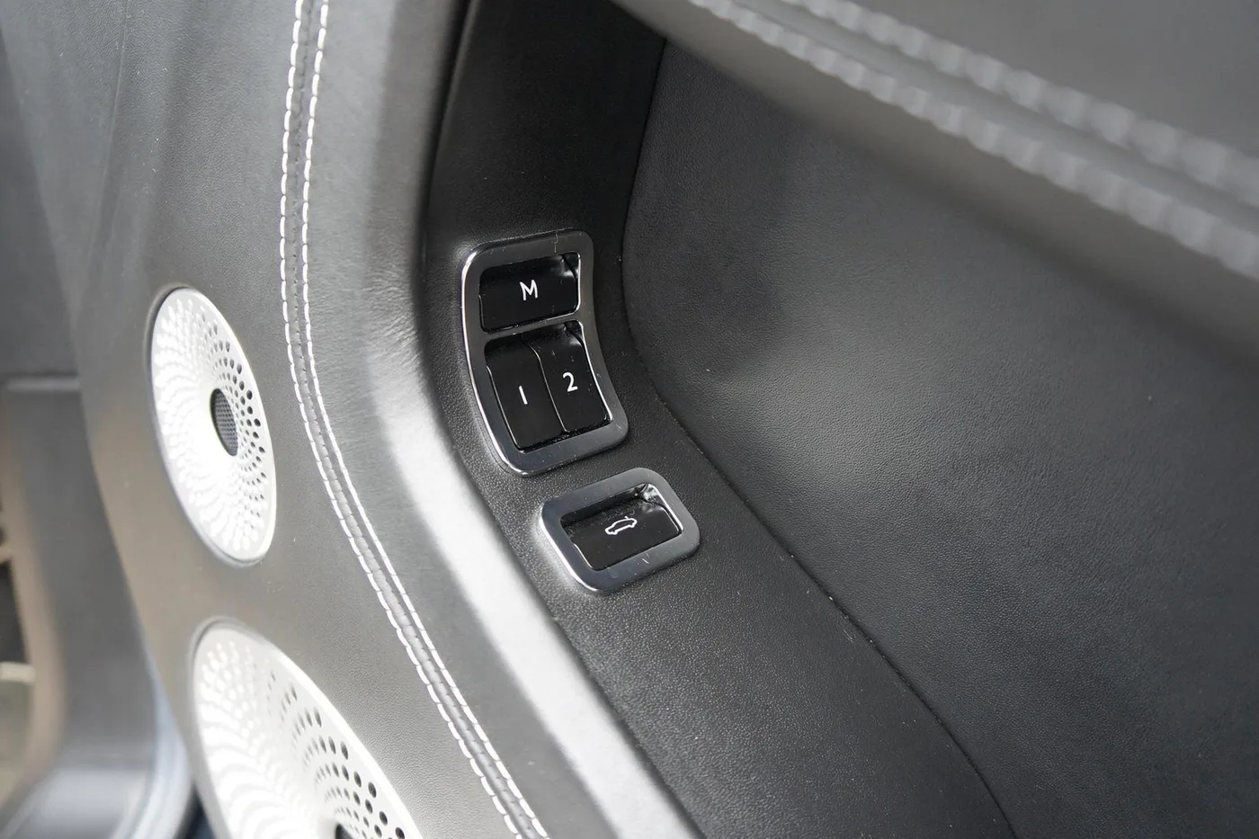 2019 Bentley Continental GTC W12 offered by a franchised dealer group in Ripley, United Kingdom, photo 19 of 25