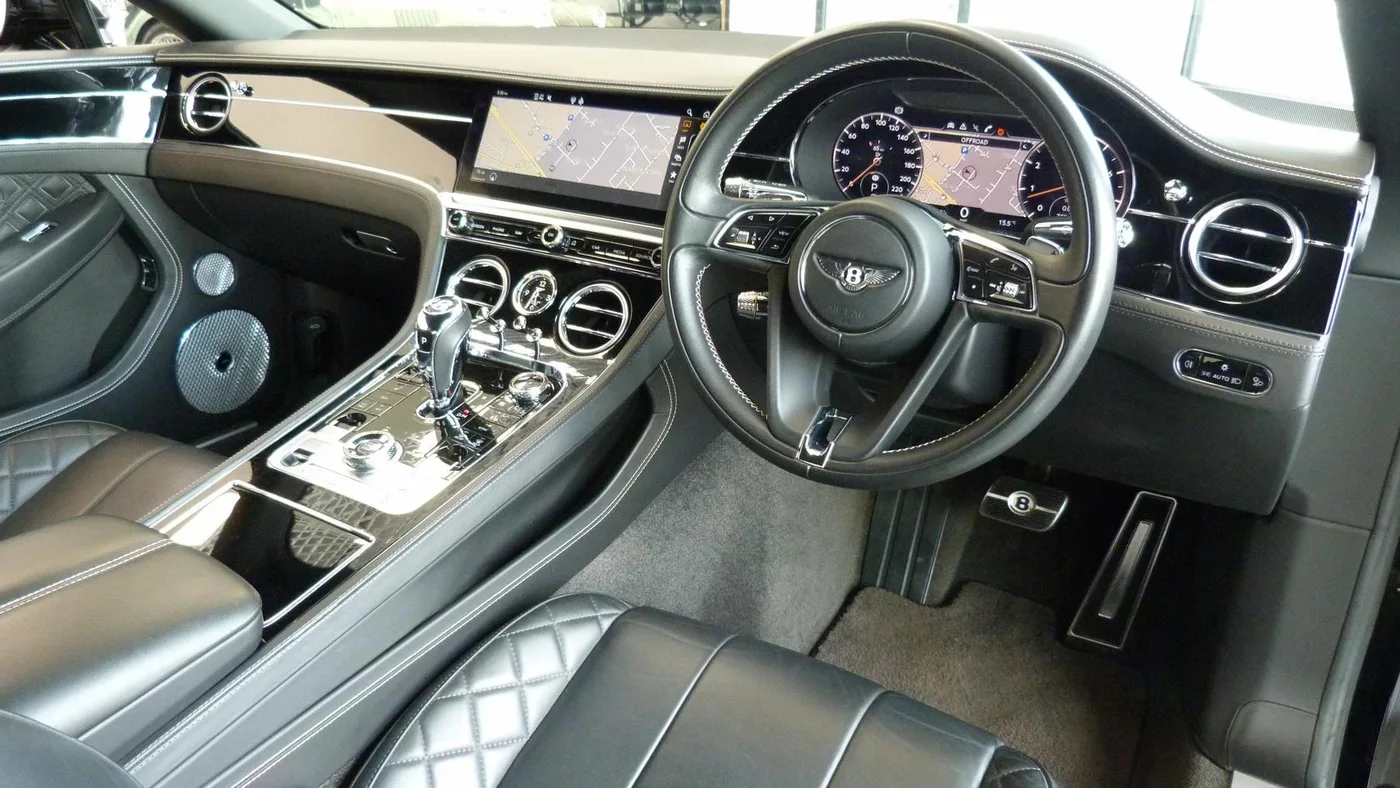 2019 Bentley Continental GTC W12 angeboten von einer Vertragshändlergruppe in Cheltenham, Vereinigtes Königreich, Foto 19 von 25