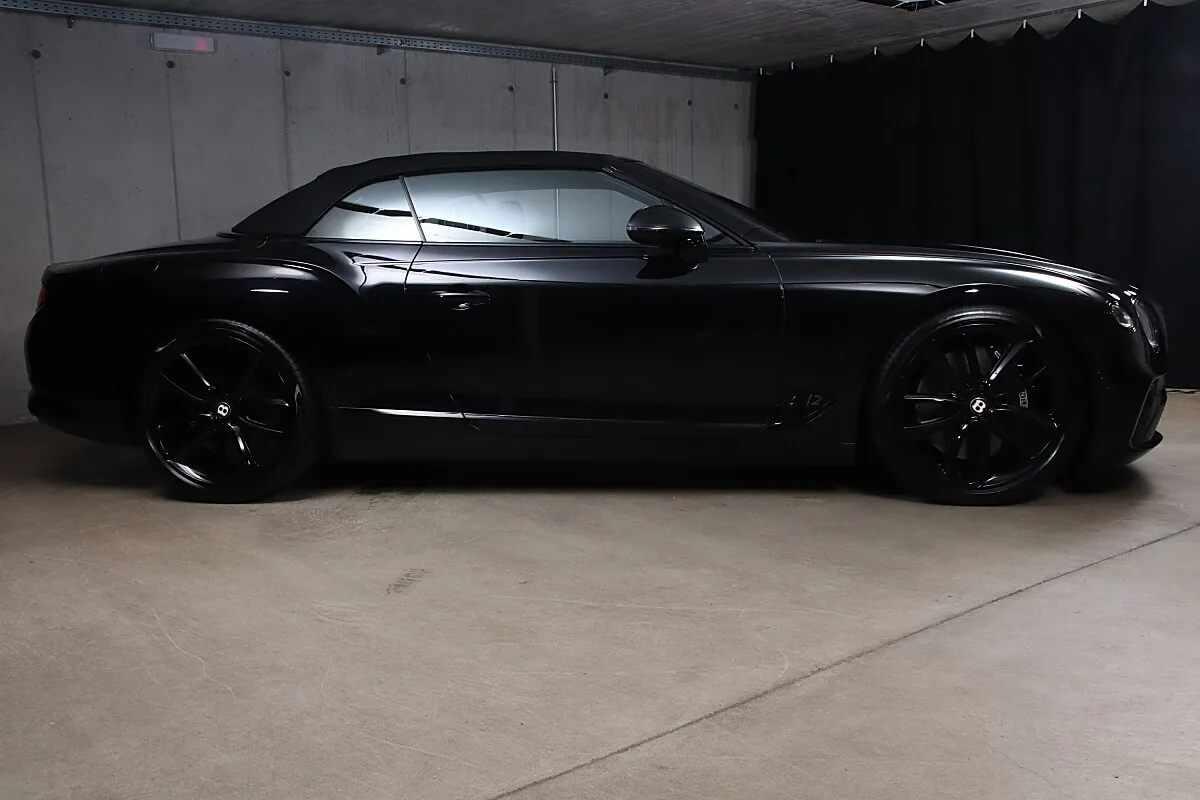 2019 Bentley Continental GTC W12 offered by a specialist dealer in Unterweitersdorf, Austria, photo 5 of 15