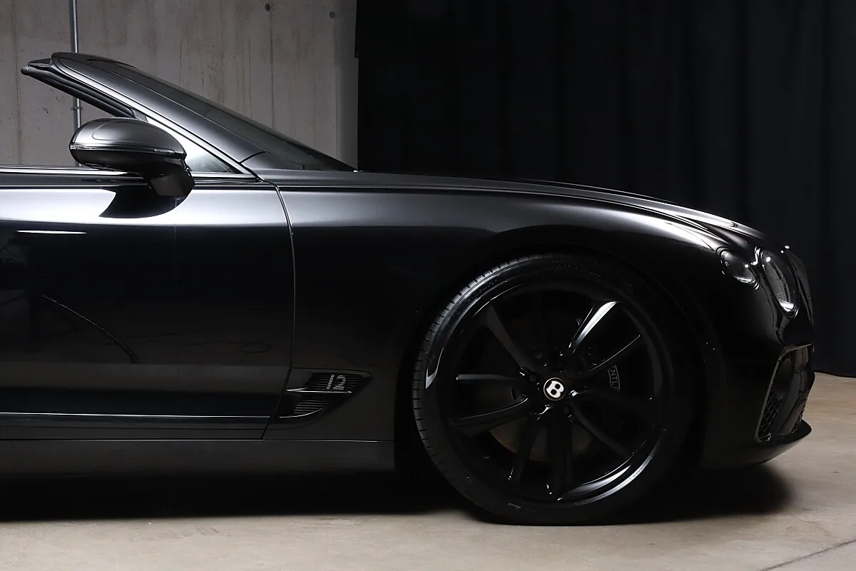 2019 Bentley Continental GTC W12 offered by a specialist dealer in Unterweitersdorf, Austria, photo 13 of 15