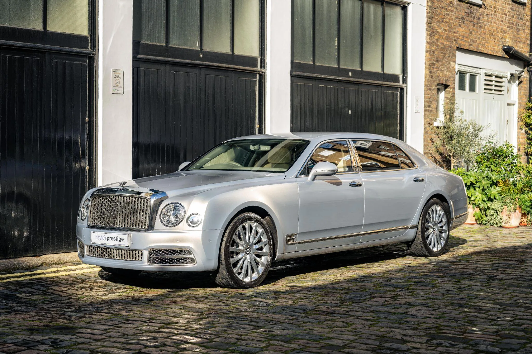 2019 Bentley Mulsanne Extended Wheelbase, 2/30