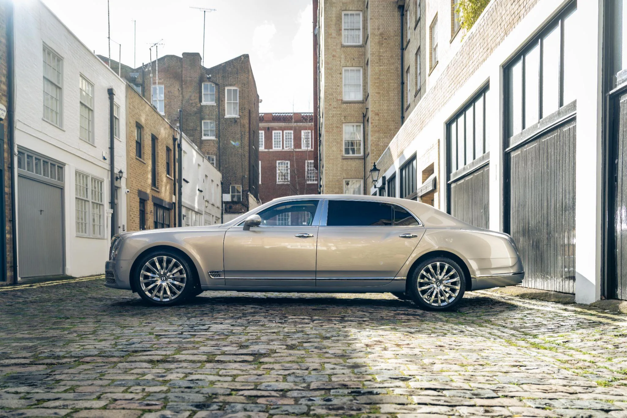 2019 Bentley Mulsanne Extended Wheelbase, 16/30