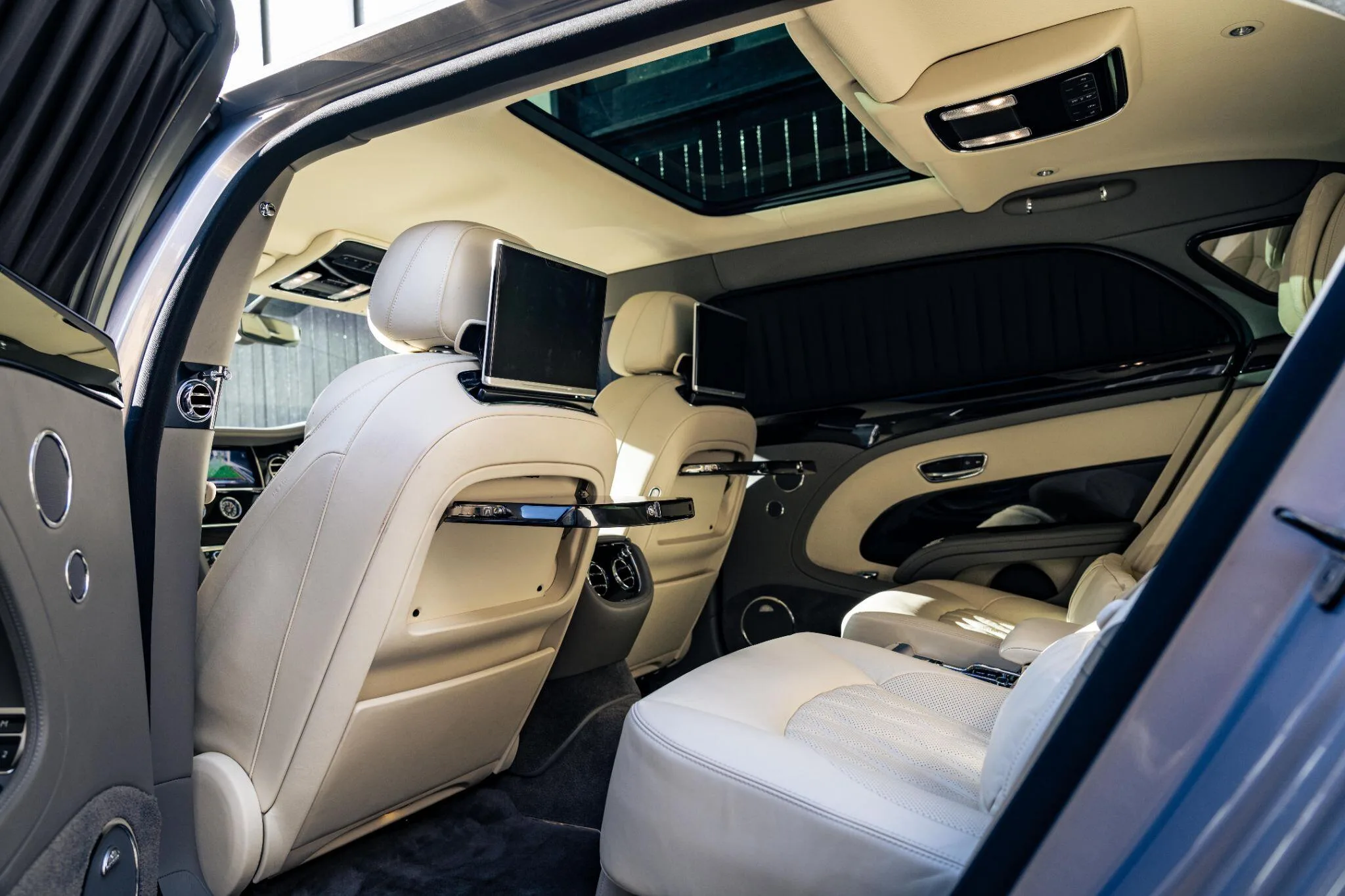 2019 Bentley Mulsanne Extended Wheelbase, 28/30