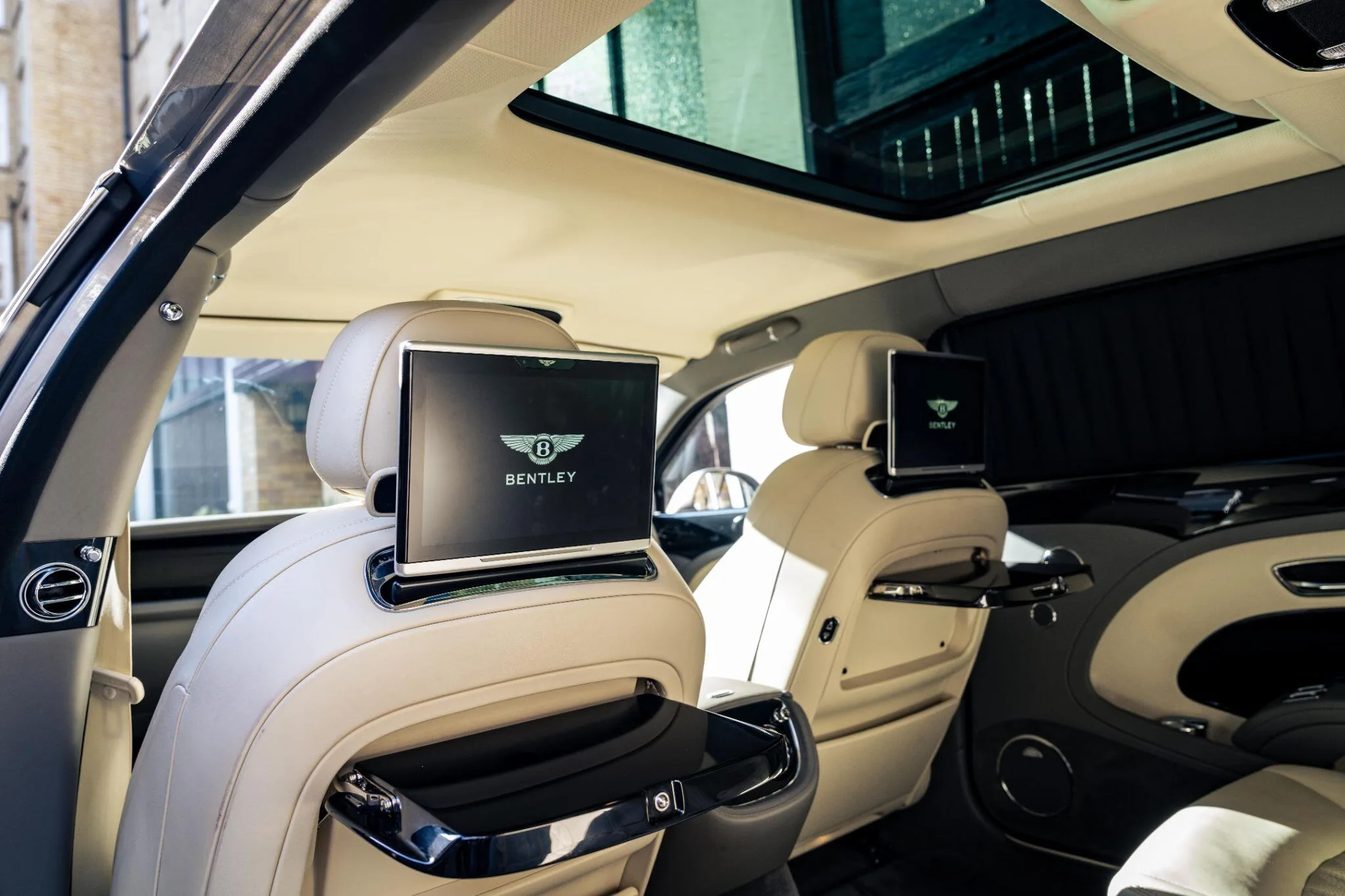 2019 Bentley Mulsanne Extended Wheelbase, 29/30