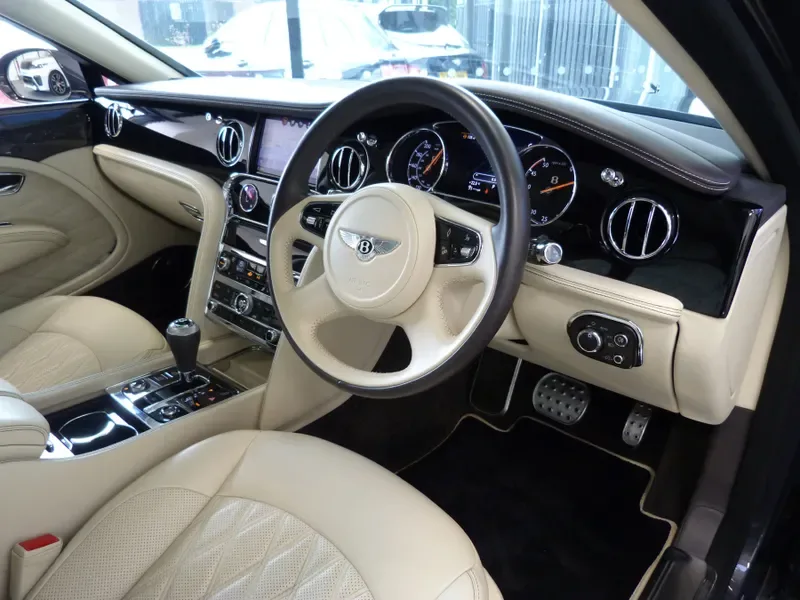 2019 Bentley Mulsanne Speed, 16/28