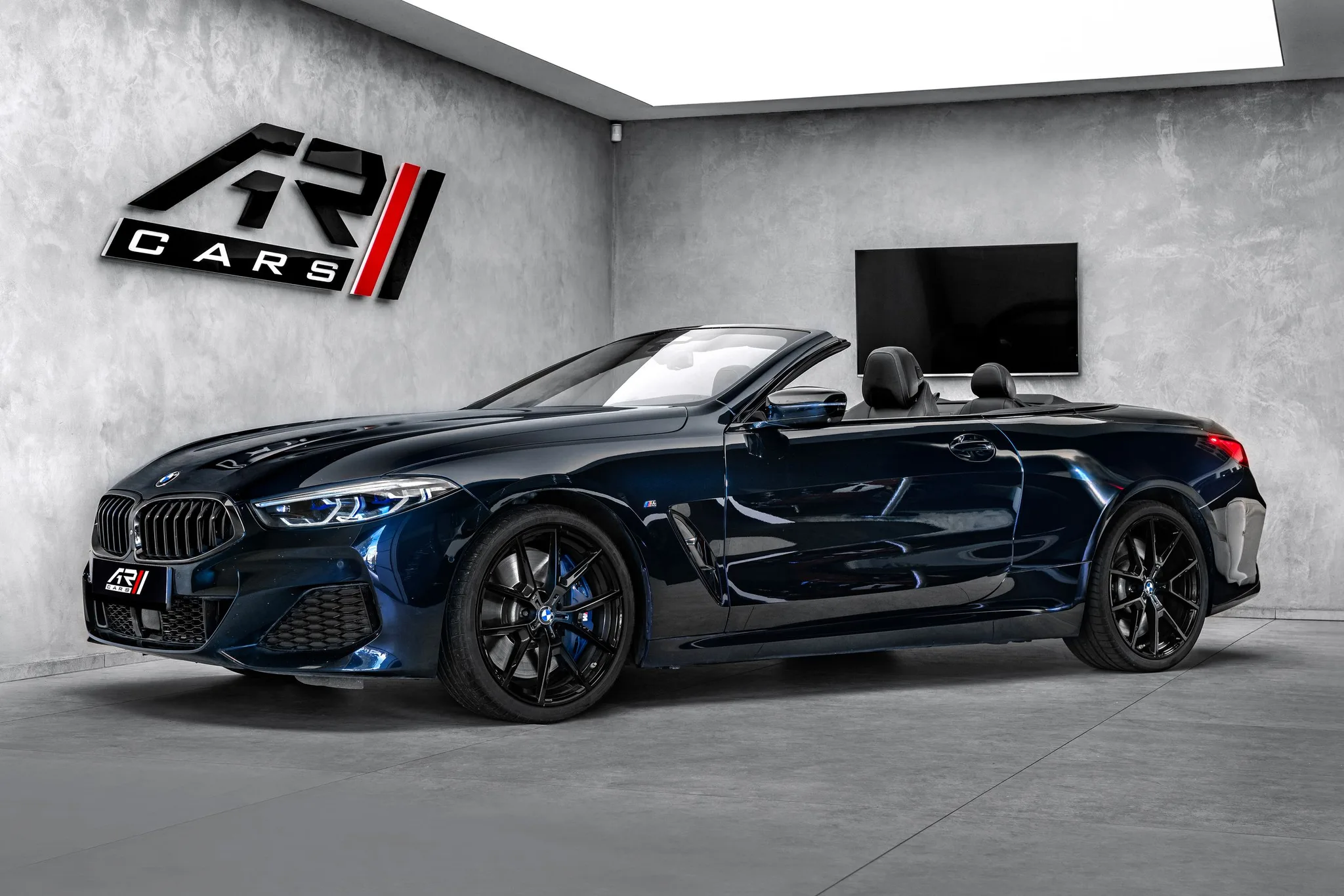 2019 BMW 840d xDrive, Cabriolet, M Sport angeboten von einem Fachhändler in Ostrava, Tschechien, Hauptfoto