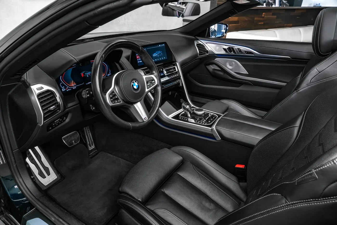 2019 BMW 840d xDrive, Cabriolet, M Sport angeboten von einem Fachhändler in Ostrava, Tschechien, Foto 13 von 15